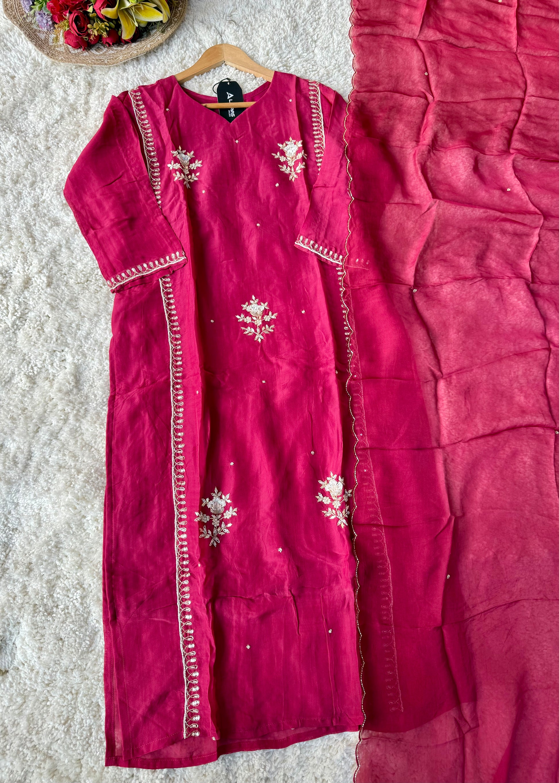 “Ujjwal” Trending Organza Viscose Suit set 🛍️