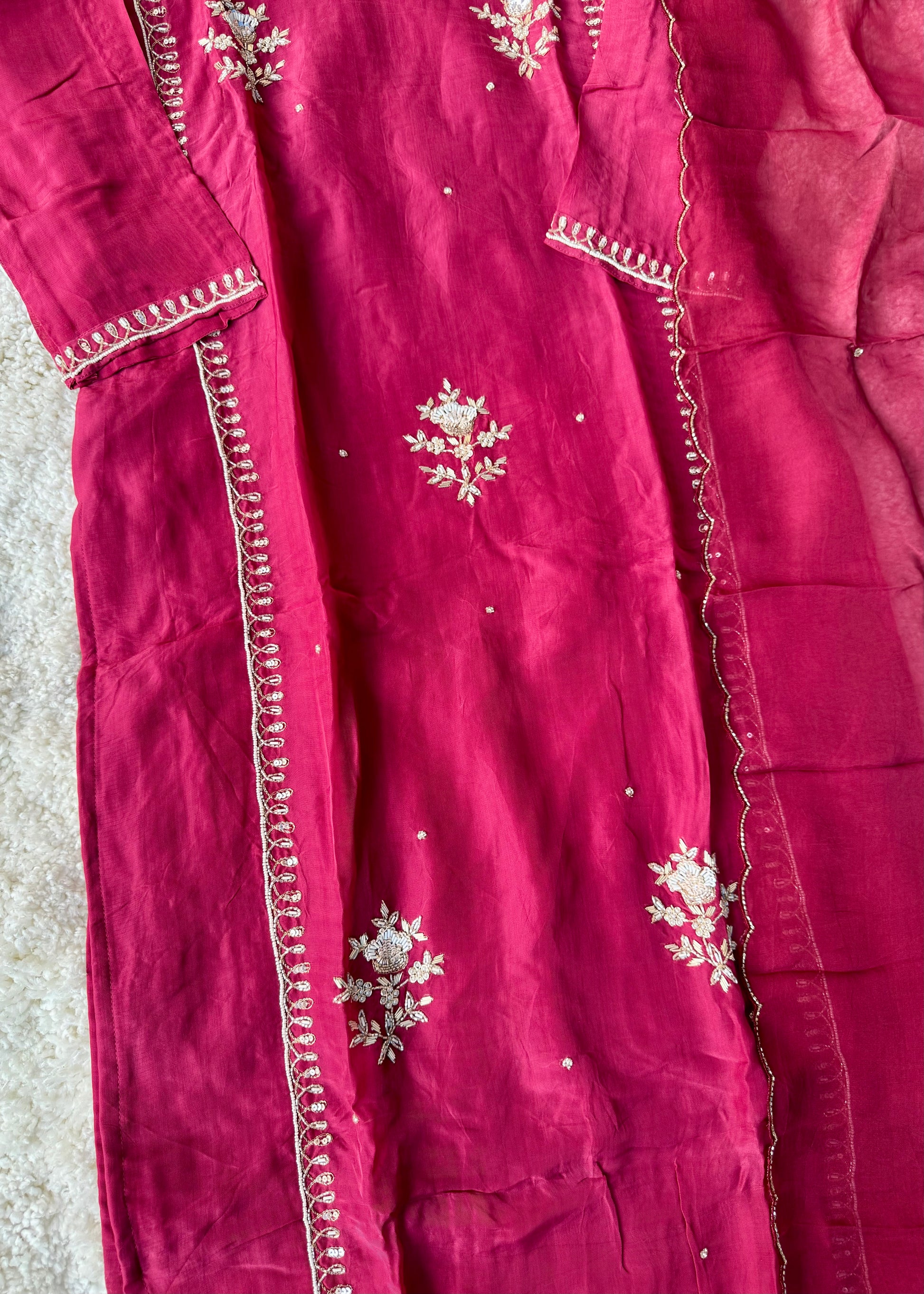 “Ujjwal” Trending Organza Viscose Suit set 🛍️