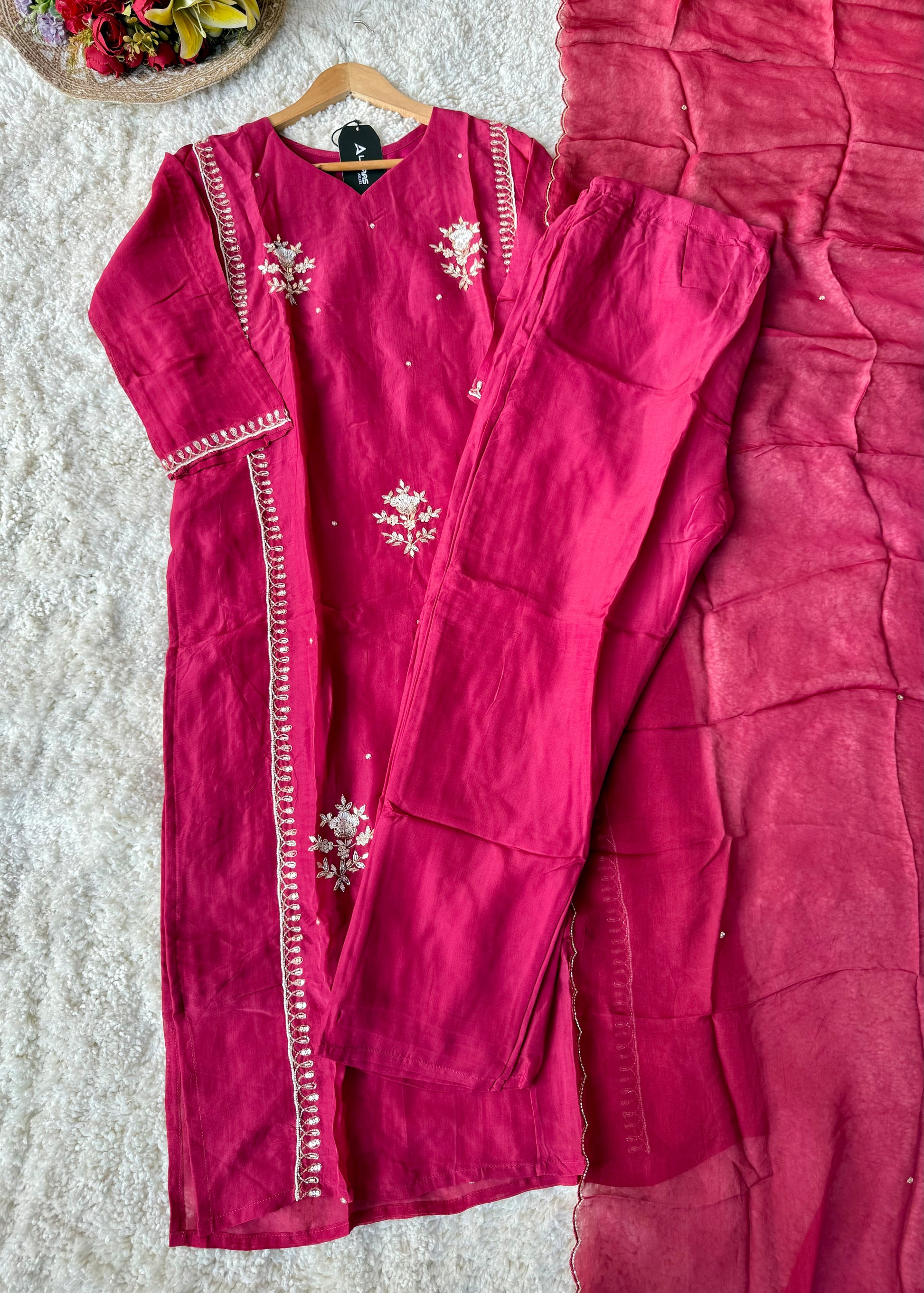 “Ujjwal” Trending Organza Viscose Suit set 🛍️