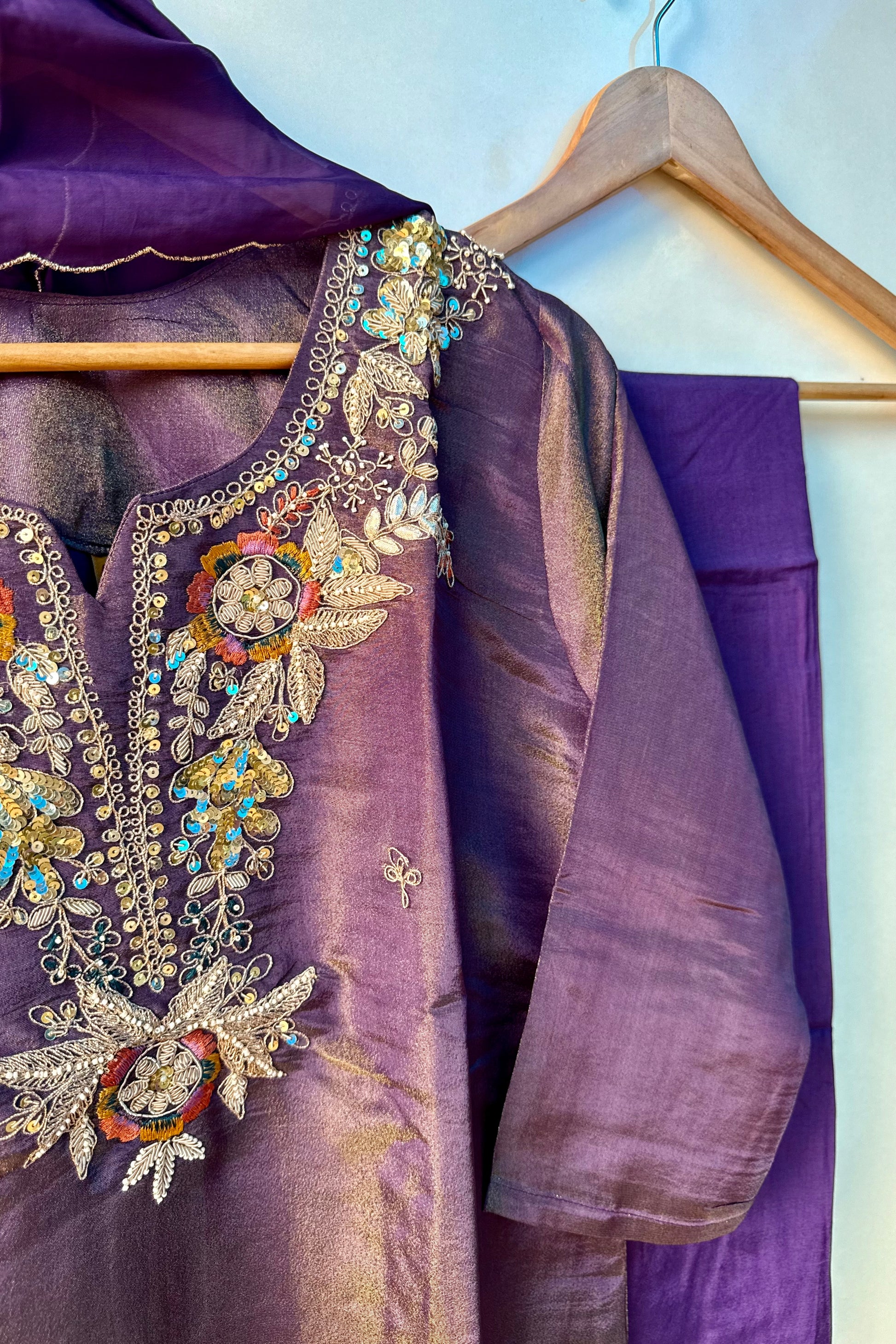 “HAYAT” Premium tissue silk stright kurti bottom with dupatta se