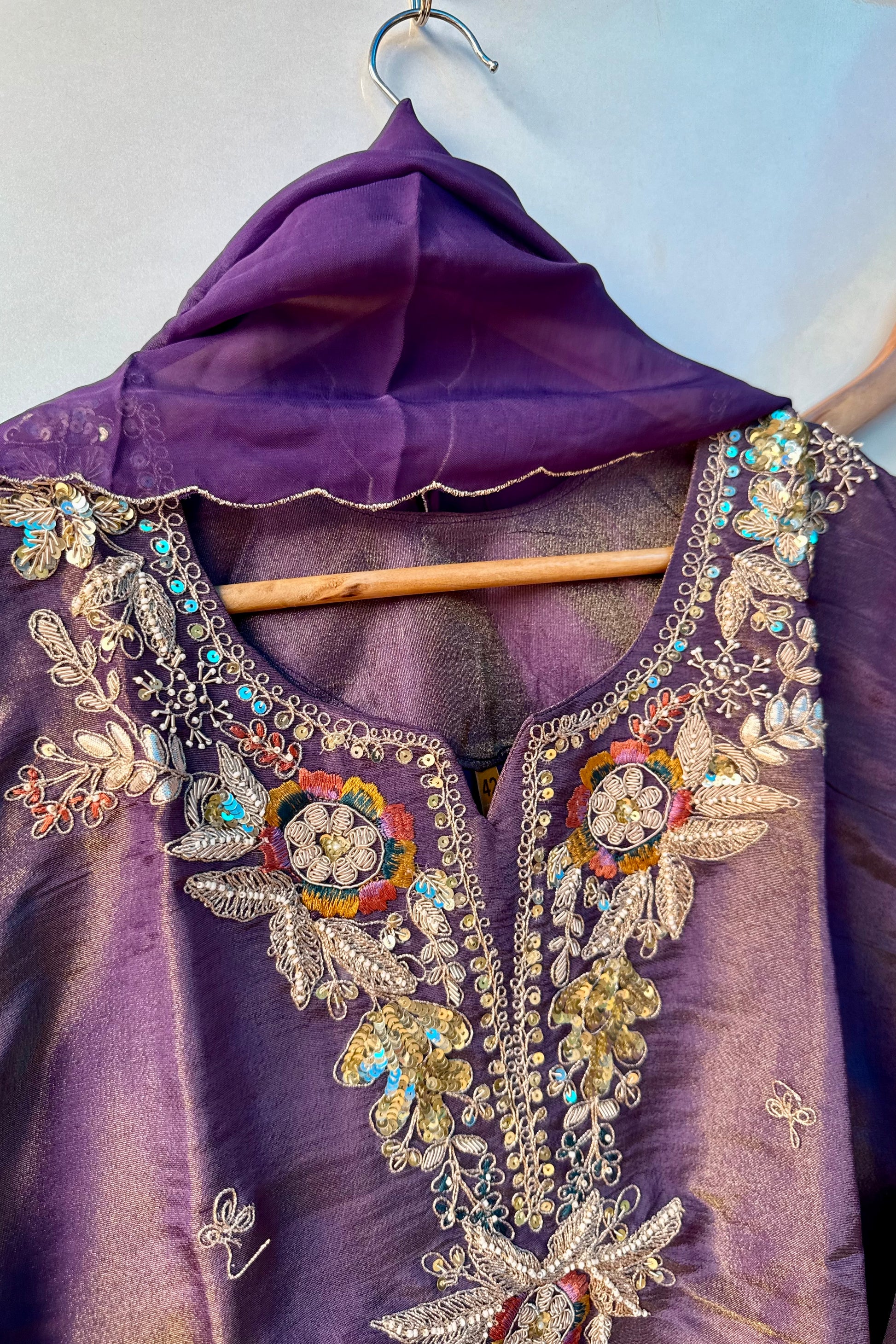 “HAYAT” Premium tissue silk stright kurti bottom with dupatta se