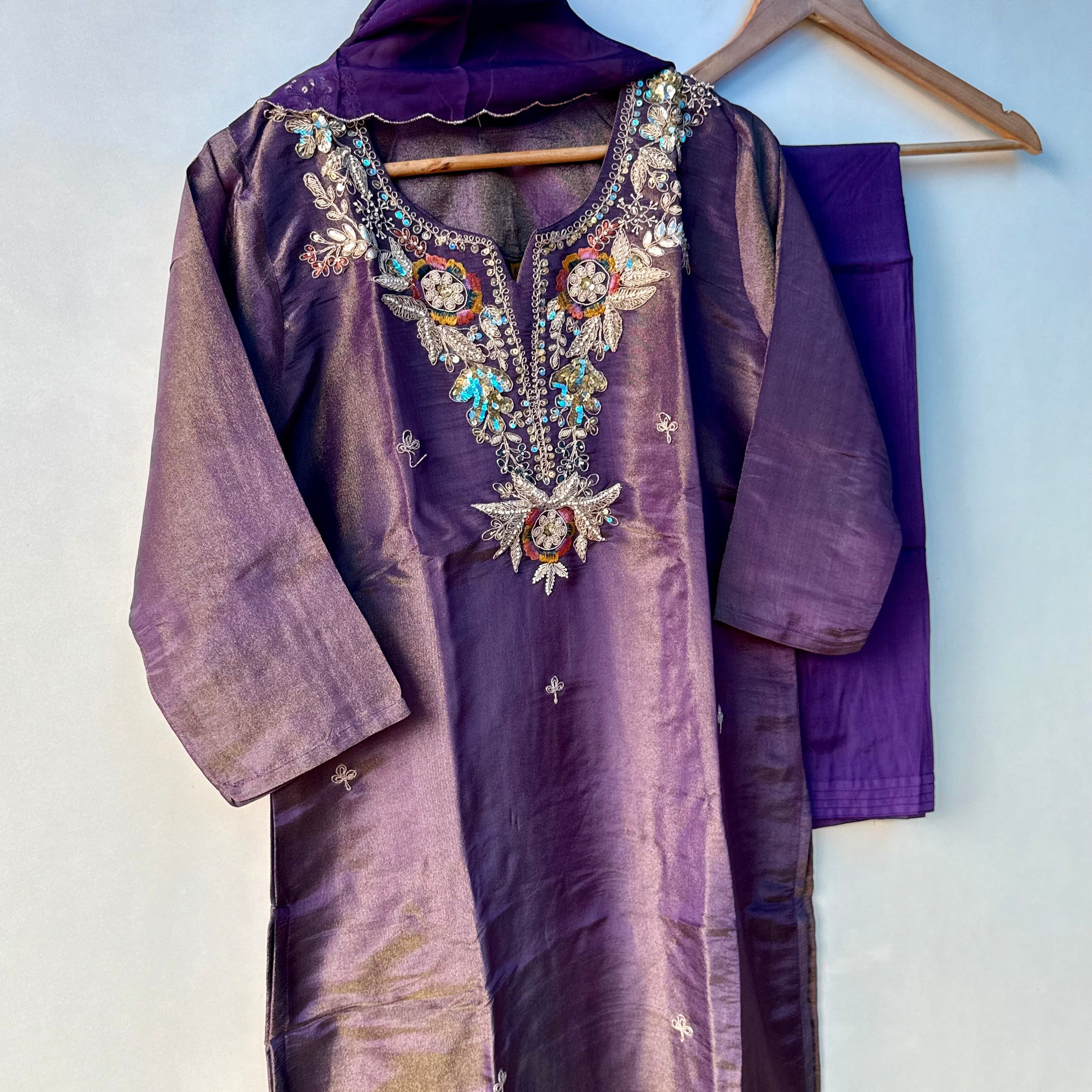 “HAYAT” Premium tissue silk stright kurti bottom with dupatta se