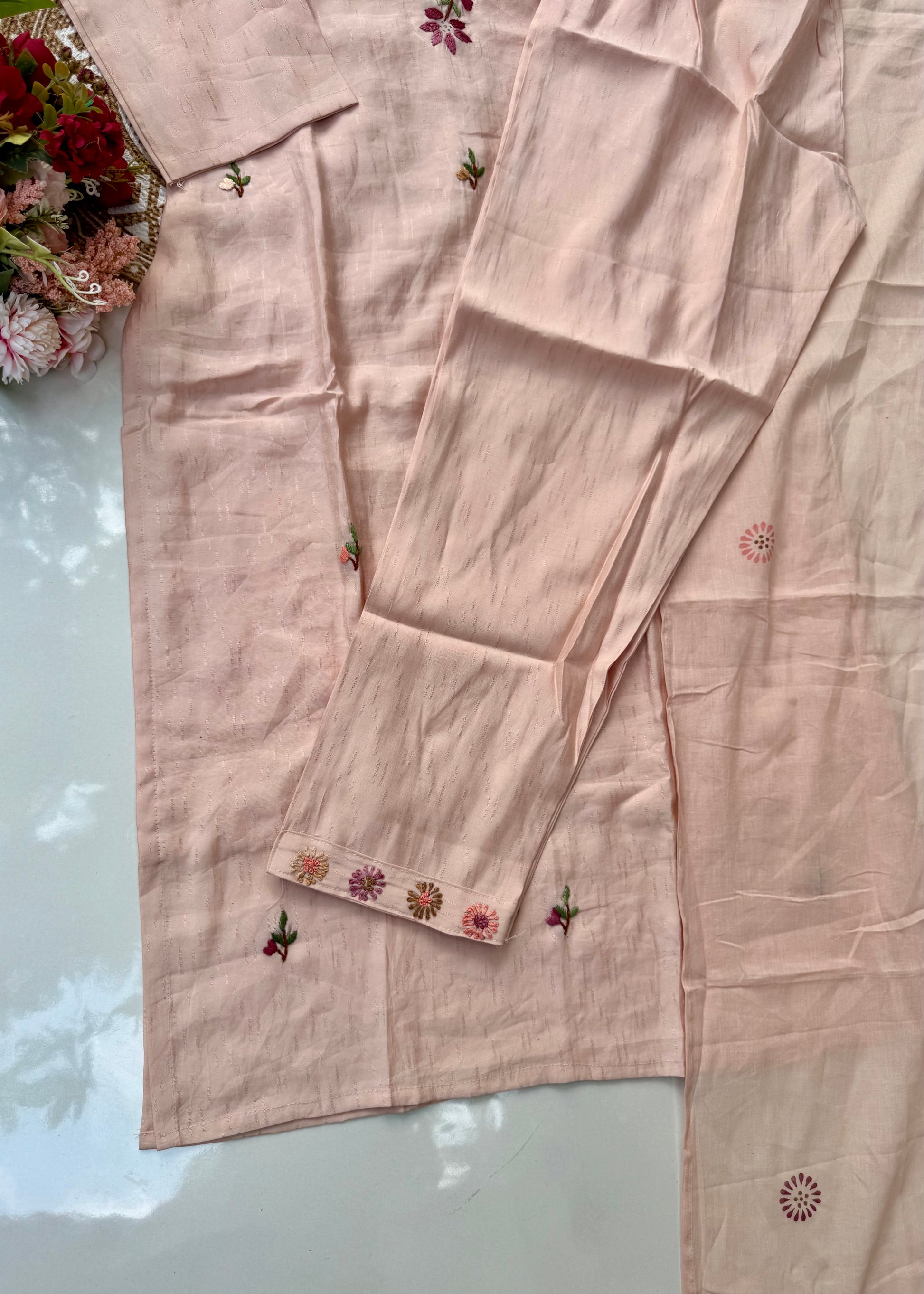 “Valentin” Premium cotton thread work kurti bottom dupatta set