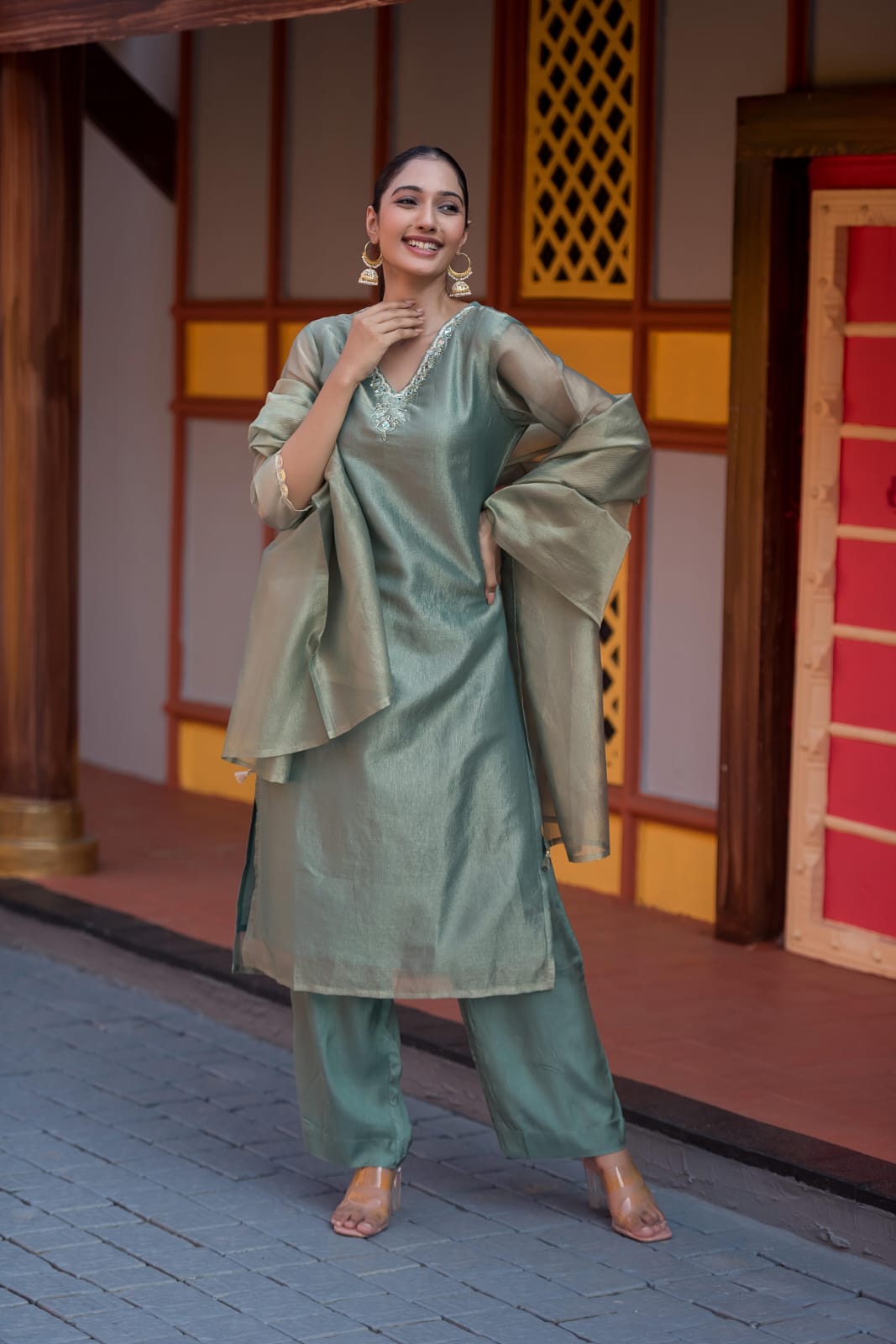 “Charvi” Crush tissue light weight v neck kurta set