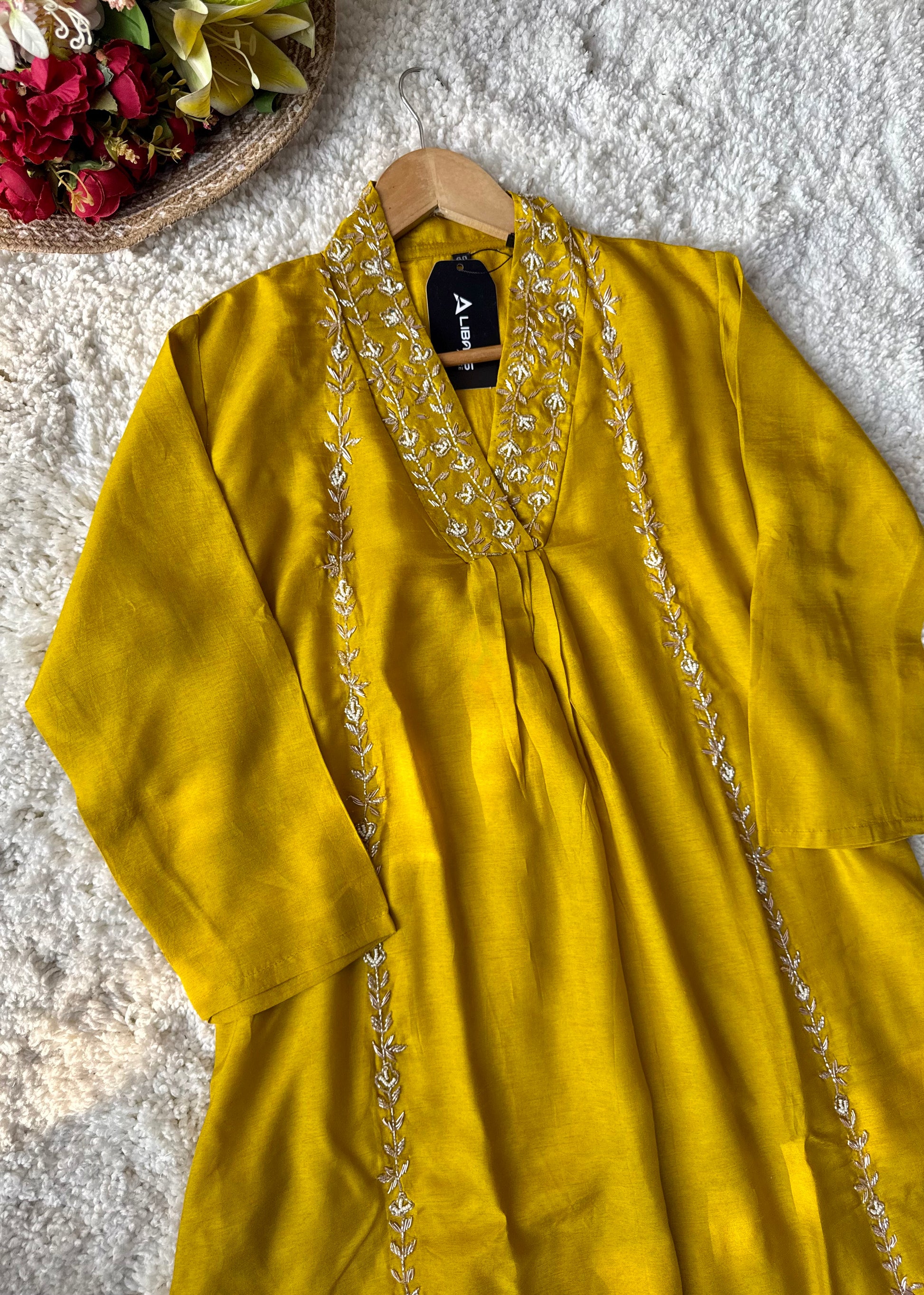 “Eira” Heavy handwork Dola silk A line kurti set 🛍️