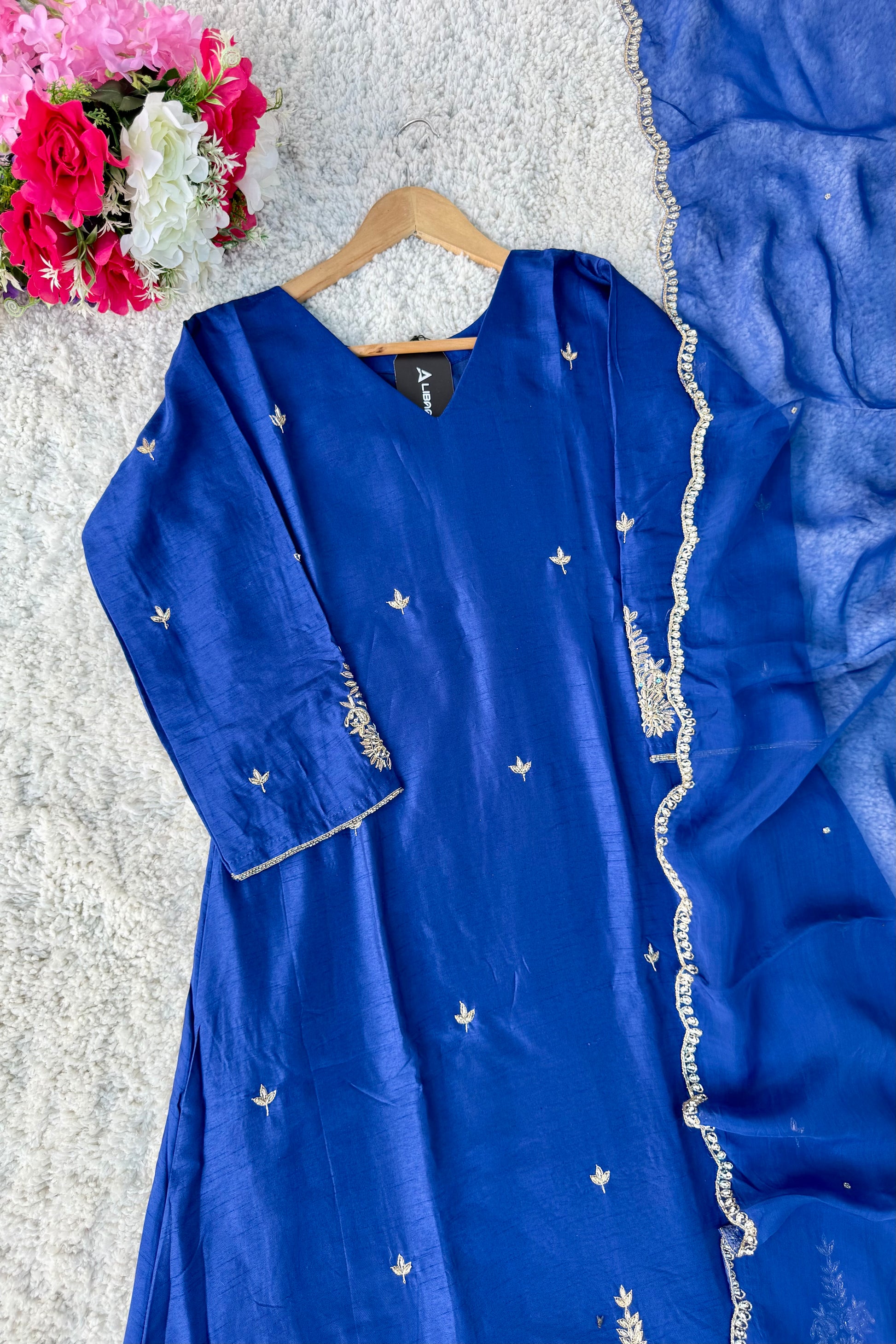 ✨”Aarti– Premium Dola Silk Heavy Anarkali Kurta Set