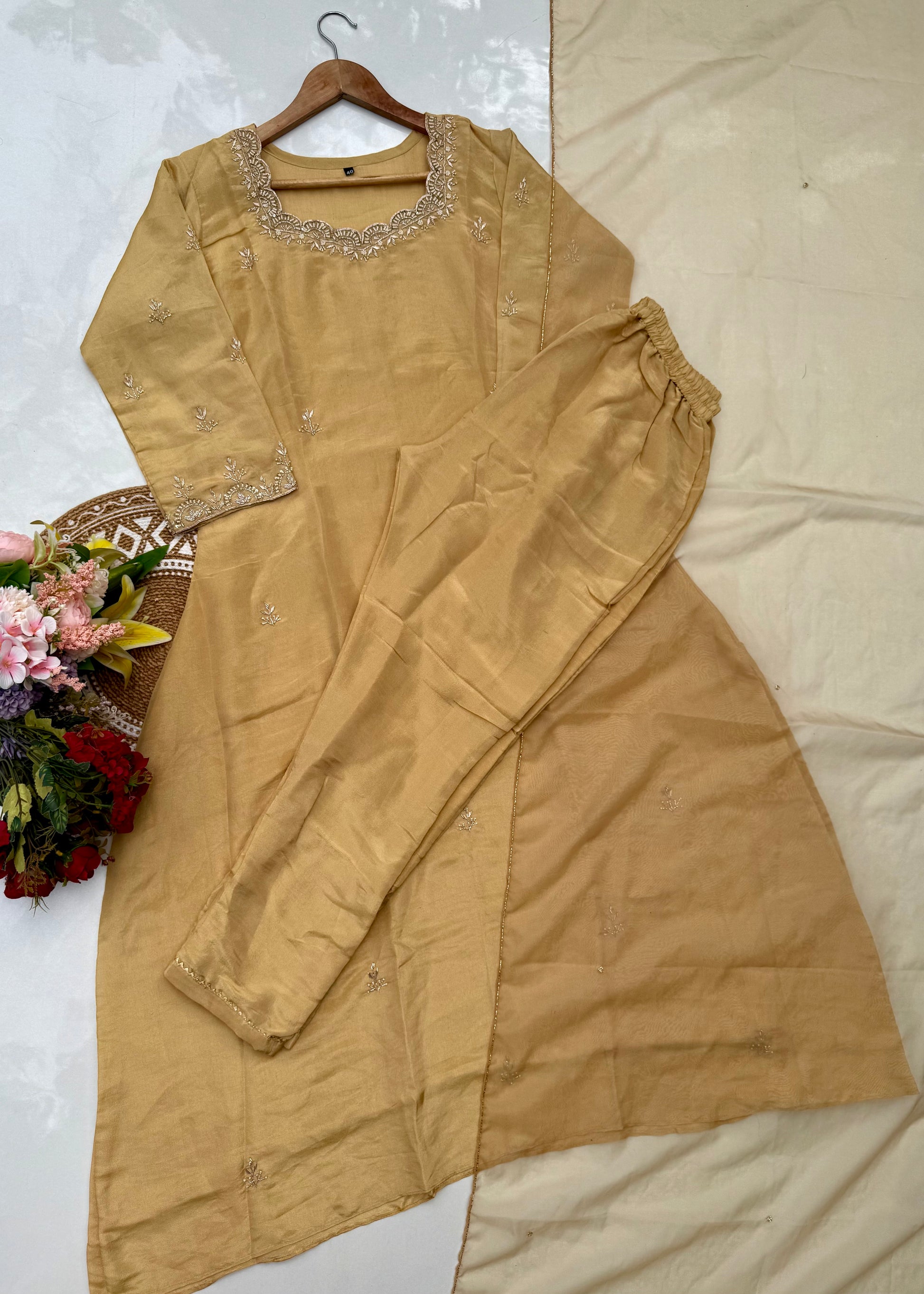 “MAHREEN” Beautiful Tissue silk Handwork Suit Set