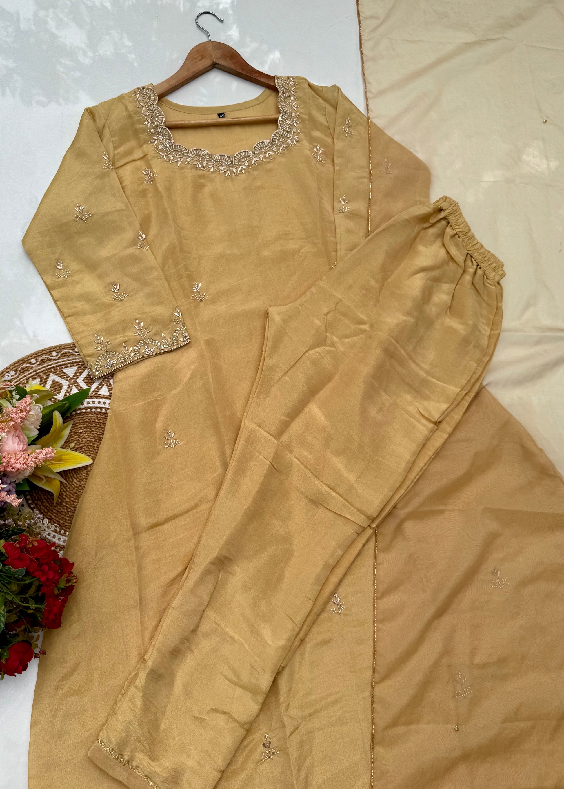 “MAHREEN” Beautiful Tissue silk Handwork Suit Set