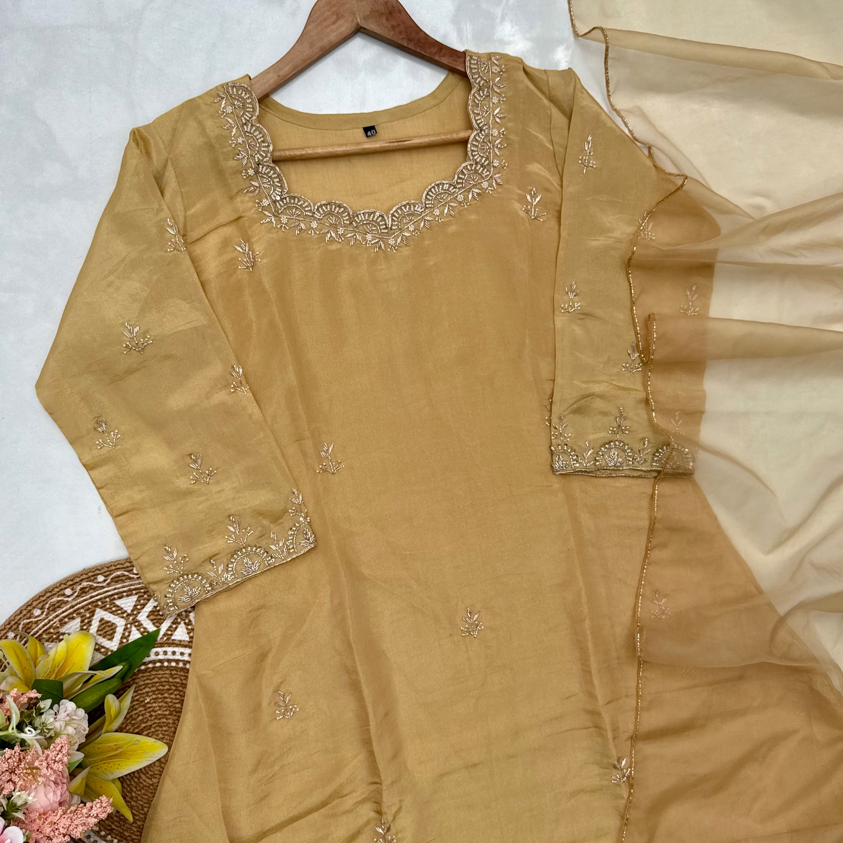 “MAHREEN” Beautiful Tissue silk Handwork Suit Set