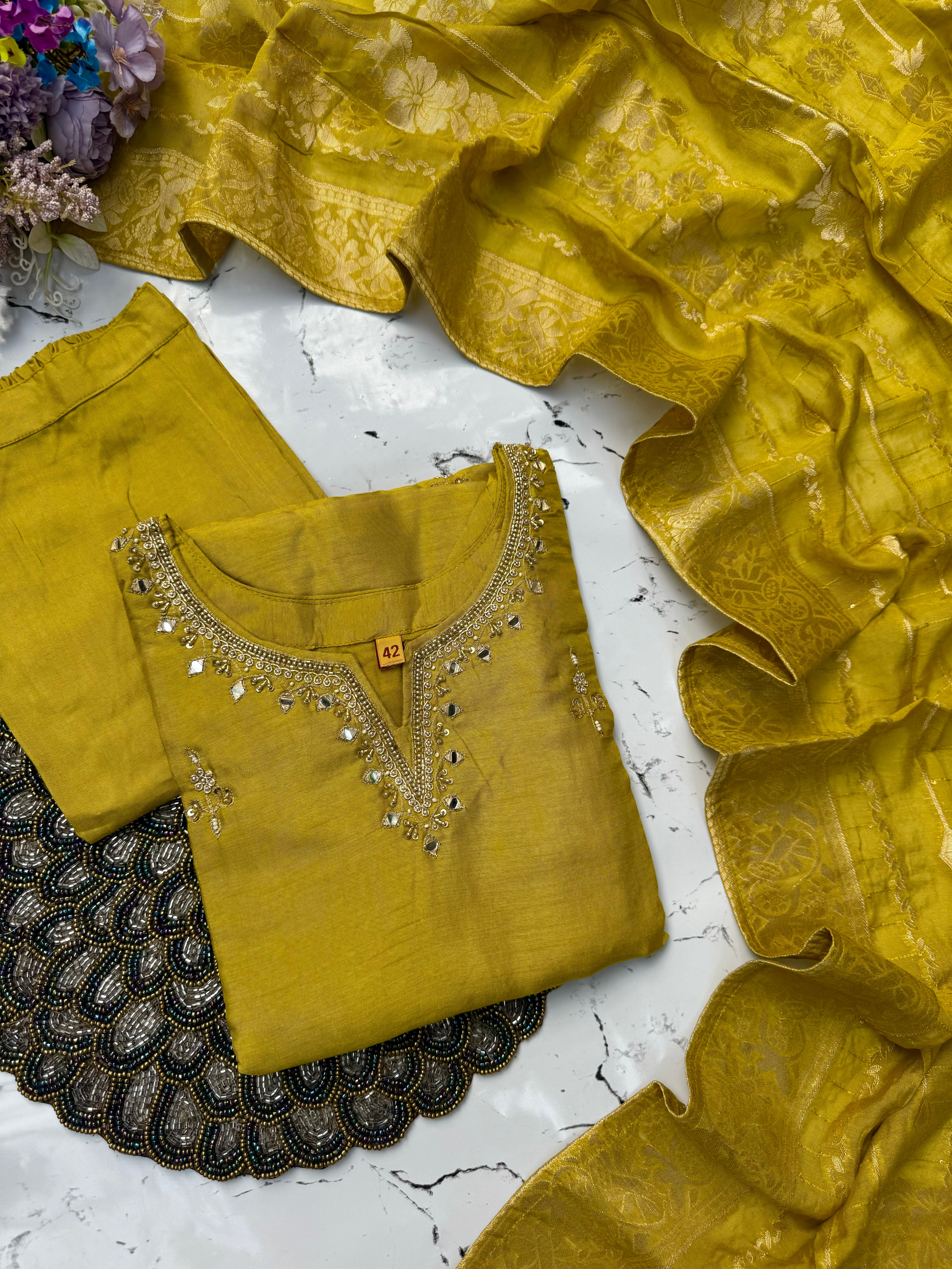 “Nisar” A very beautiful party wear heavy handwork set 🛍️