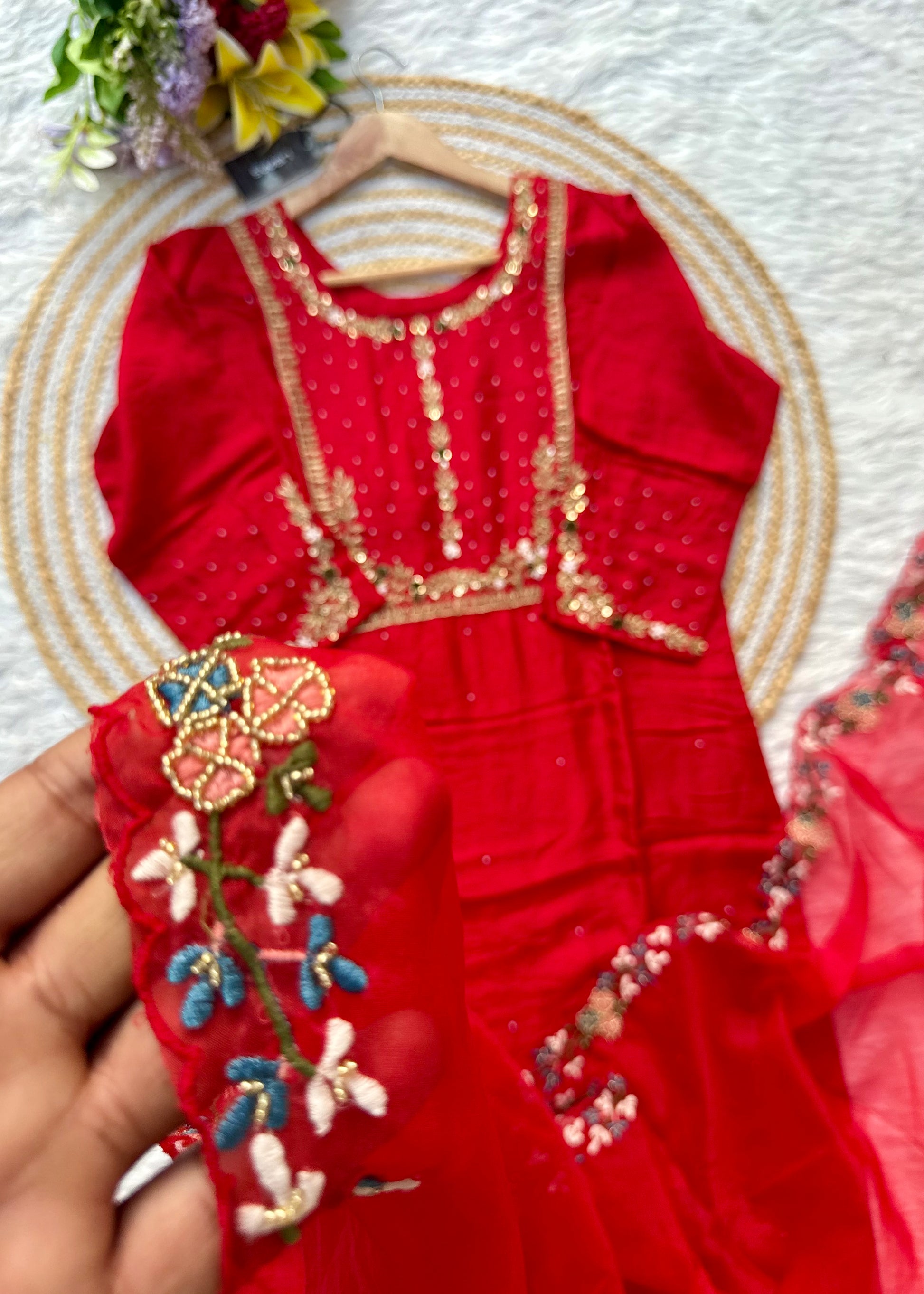 “ALKA” A very beautiful piece with zardozi & zari handwork set