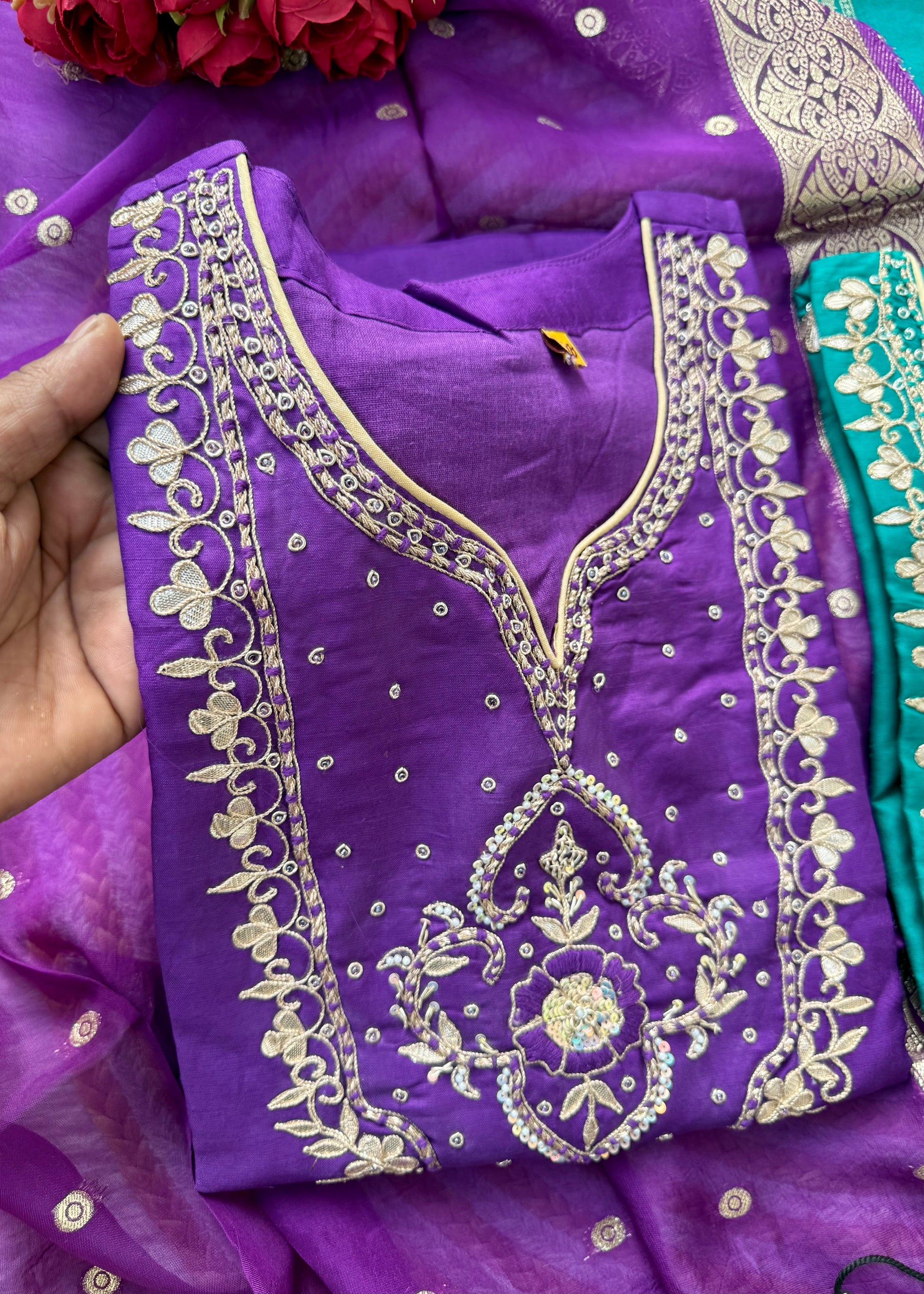 “RIWAYAT” Premium festive wear Dola silk set 🛍️