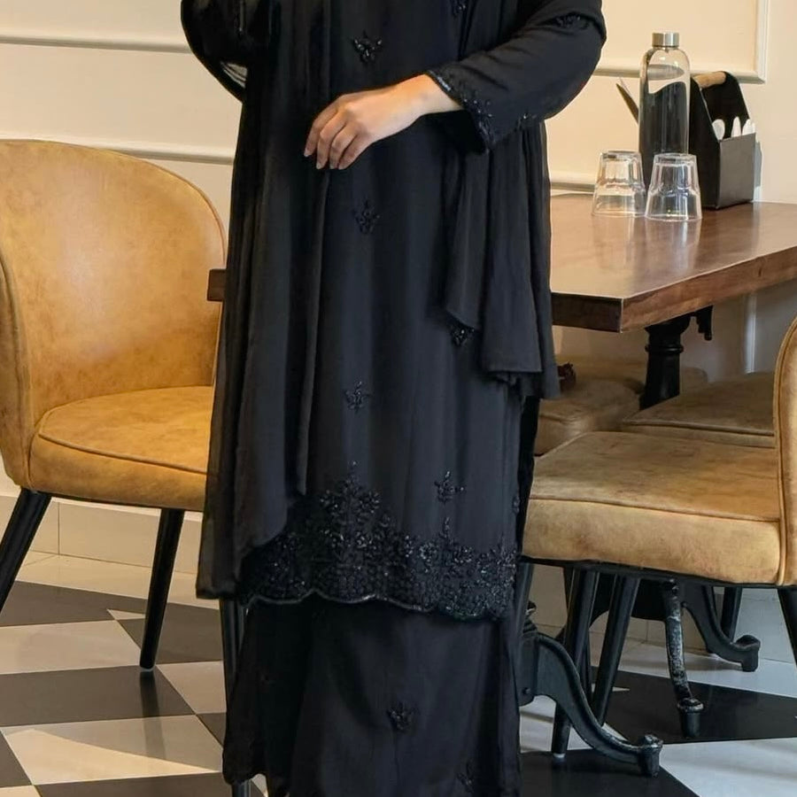 “Nitya” Premium Chinnon handwork suit set✨