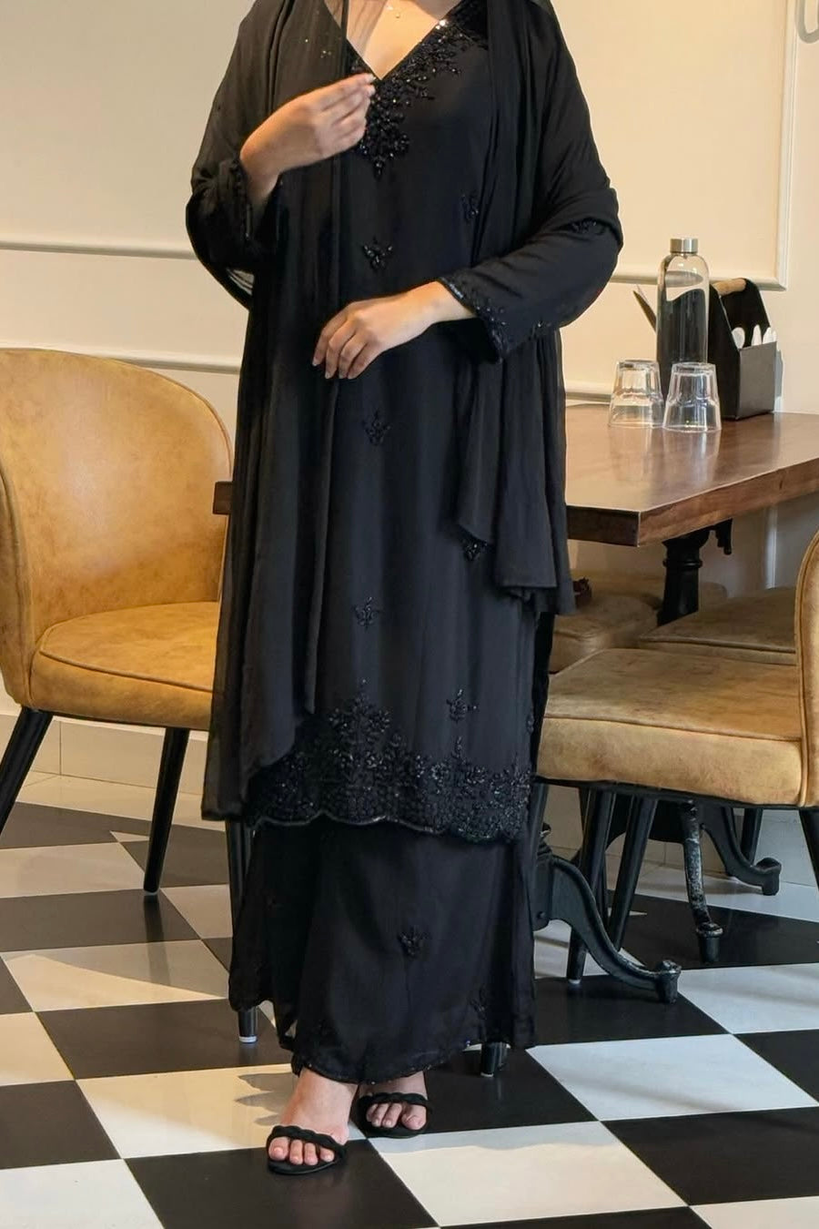 “Nitya” Premium Chinnon handwork suit set✨