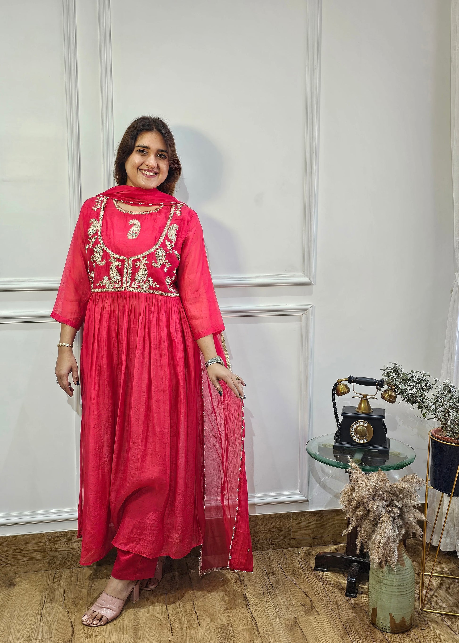 “MAITHALI” Beautiful side cut Mul Chanderi dress