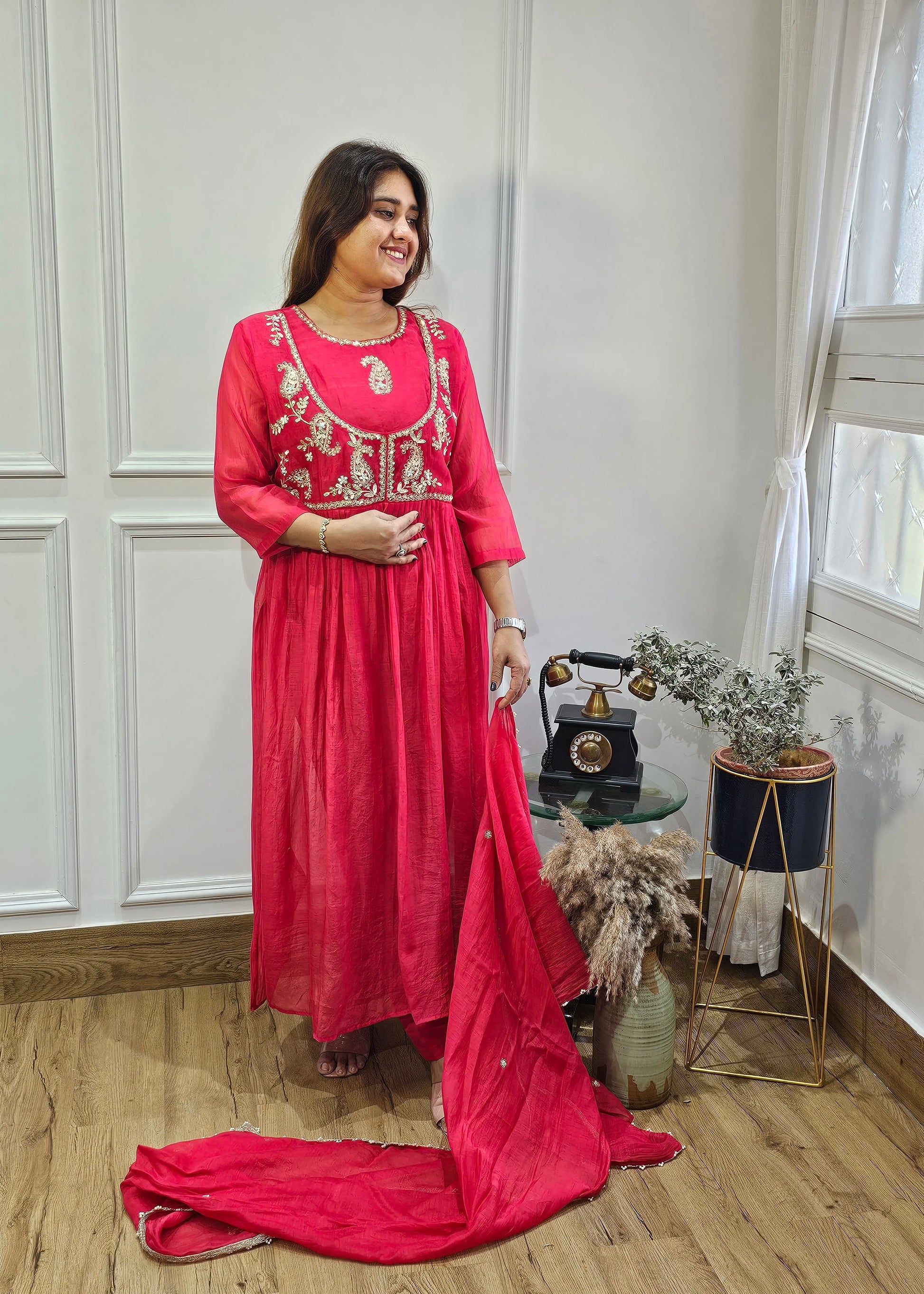 “MAITHALI” Beautiful side cut Mul Chanderi dress