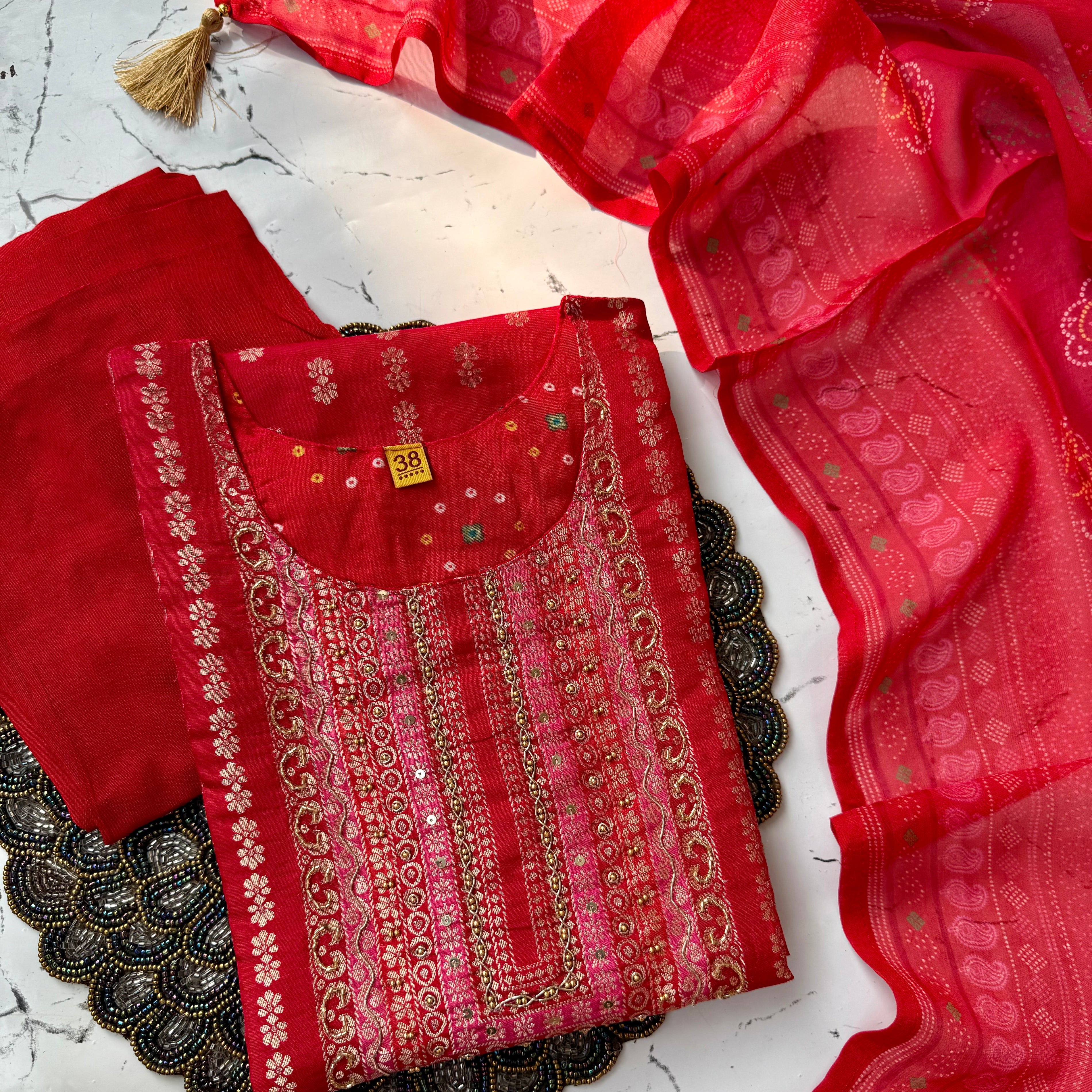 “Mustarab” Beautiful jacquard silk kurti pant with dupatta set 🛍️♥️