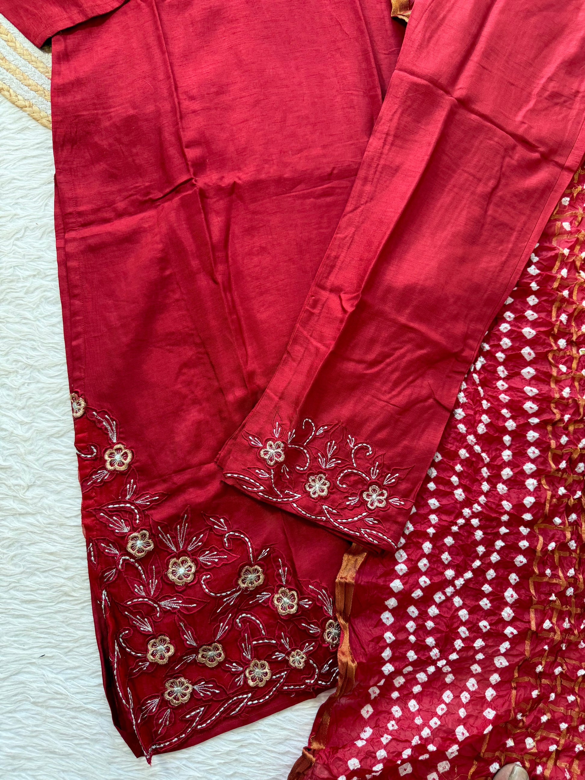 “ROWAN” Premium dola silk maroon suit set
