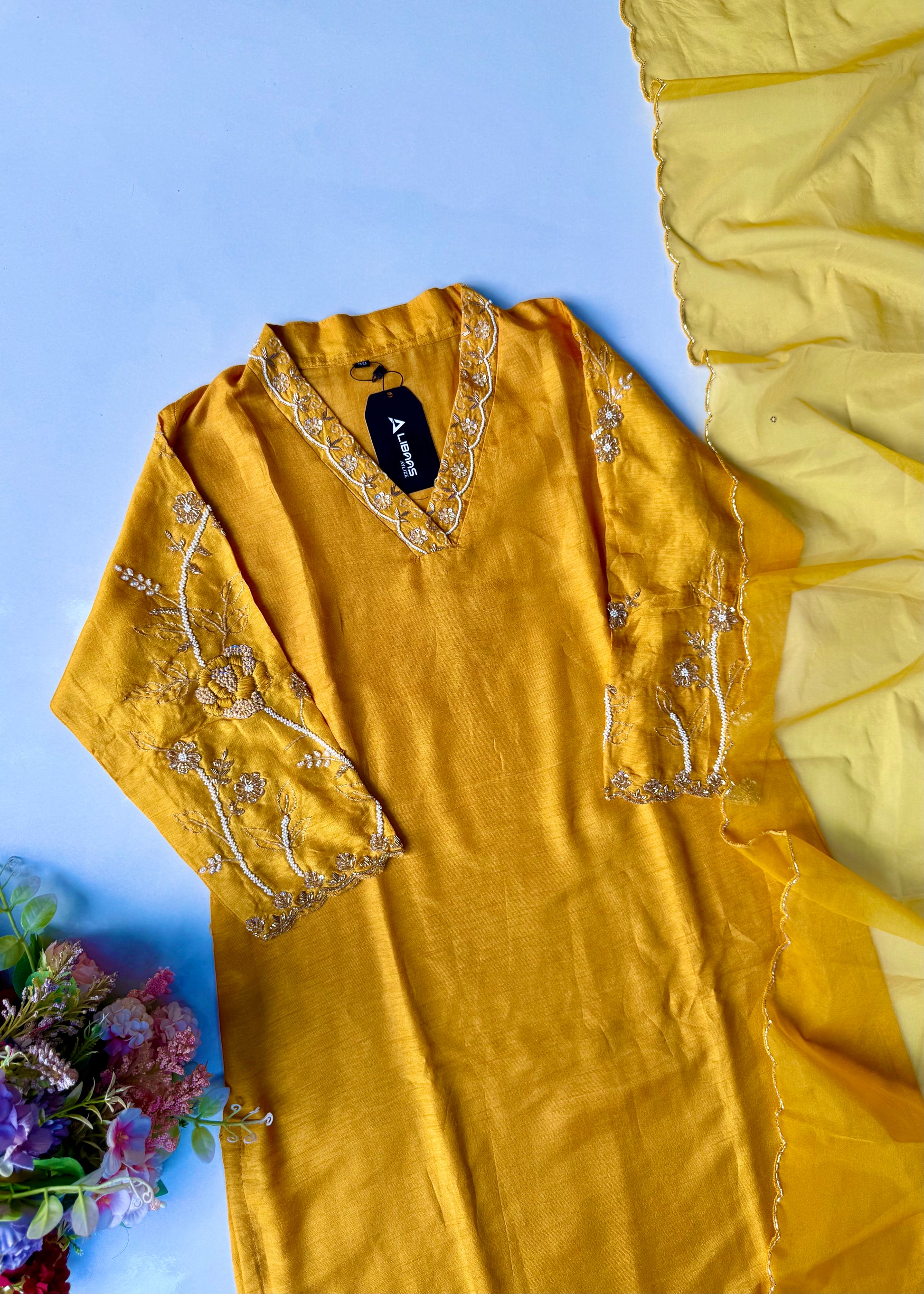 “Ivory” Beautiful Dola silk handcrafted kurta set