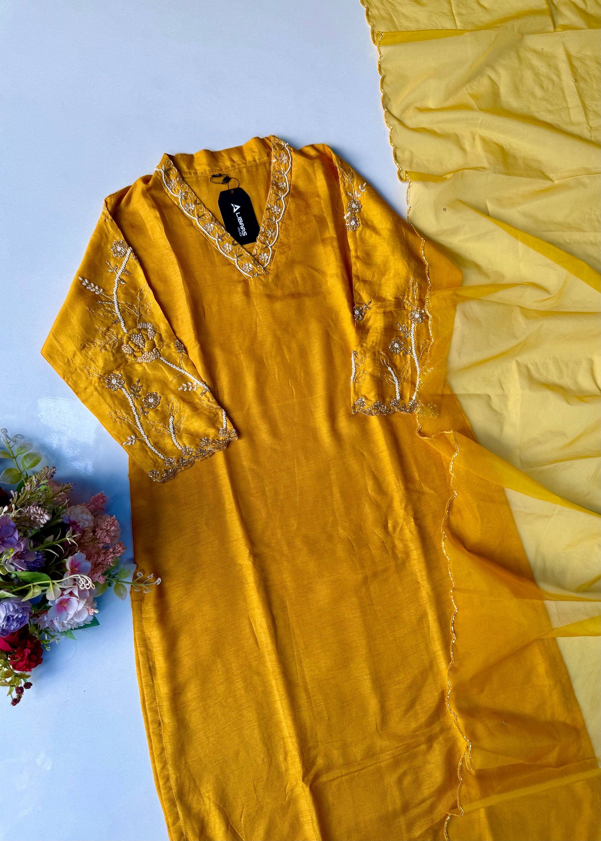 “Ivory” Beautiful Dola silk handcrafted kurta set