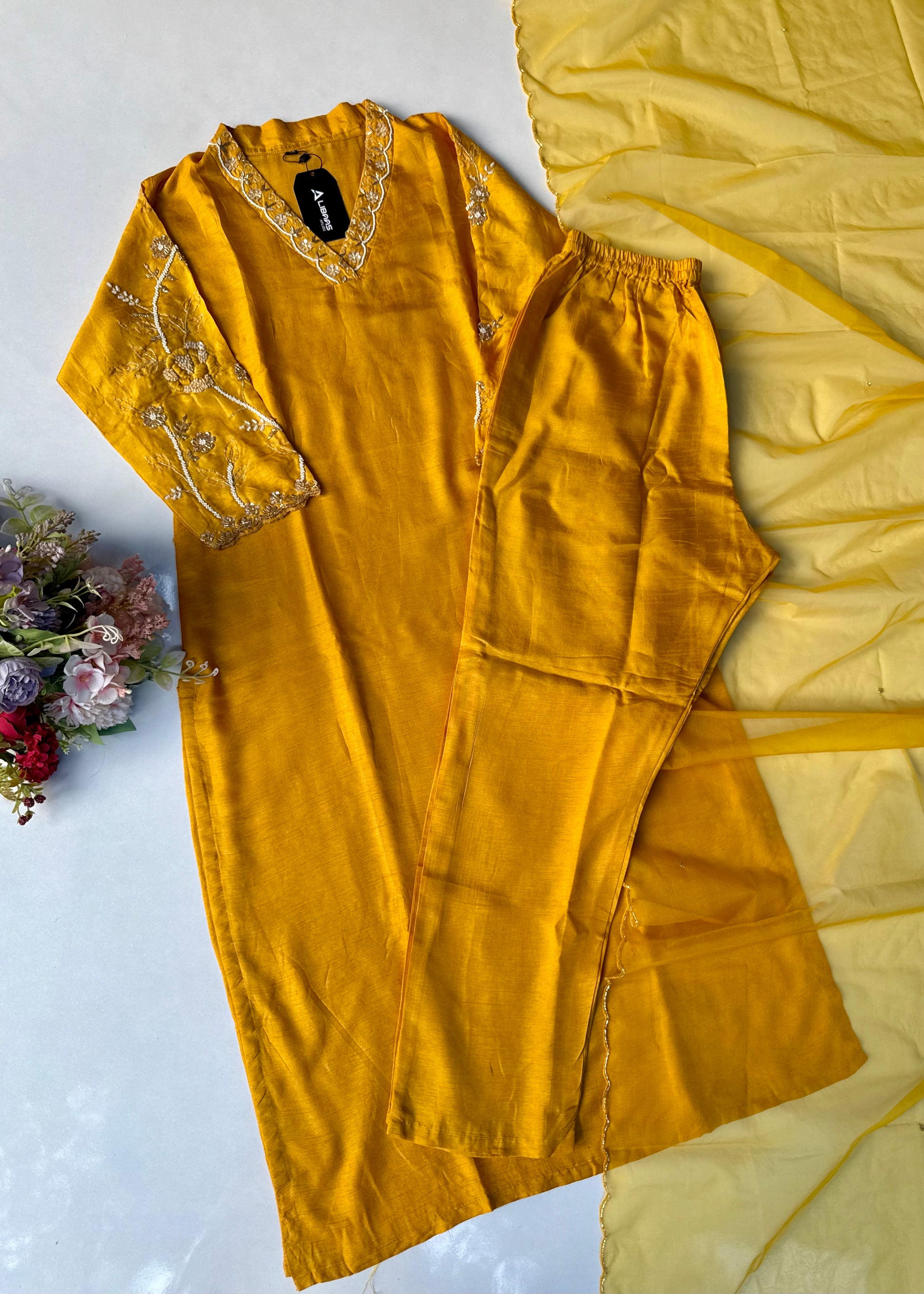 “Ivory” Beautiful Dola silk handcrafted kurta set