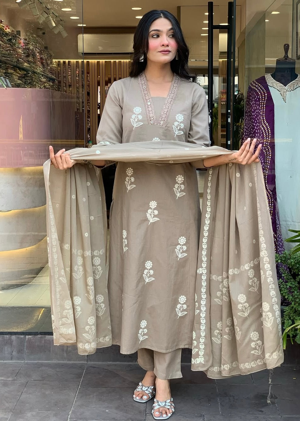“ALICE" Premium Flex cotton embroidered work kurta set