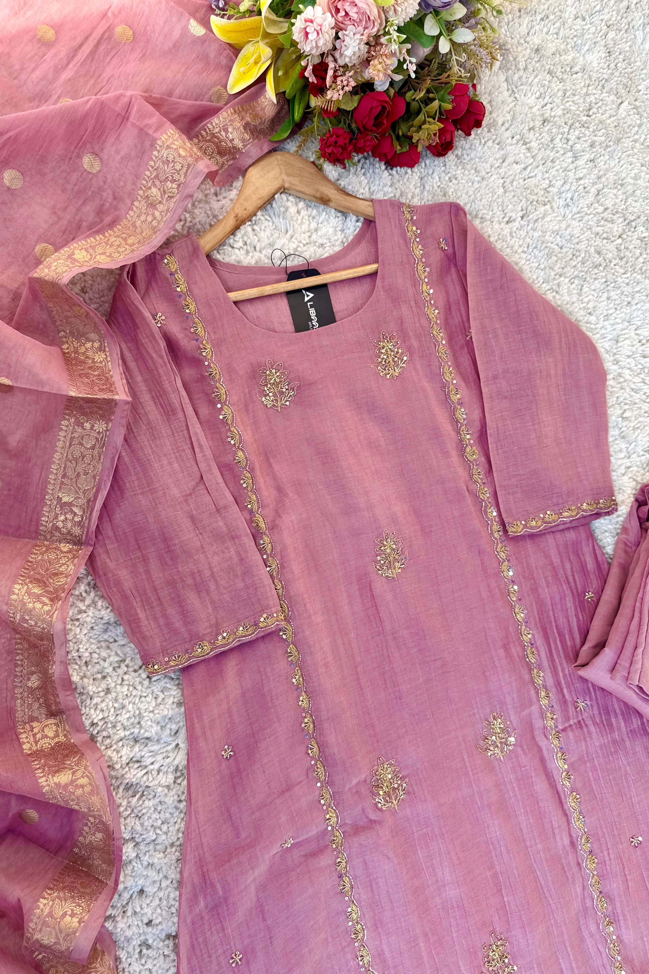 “Ujjwal” Trending Pink Mul Chanderi A Line Suit 🛍️