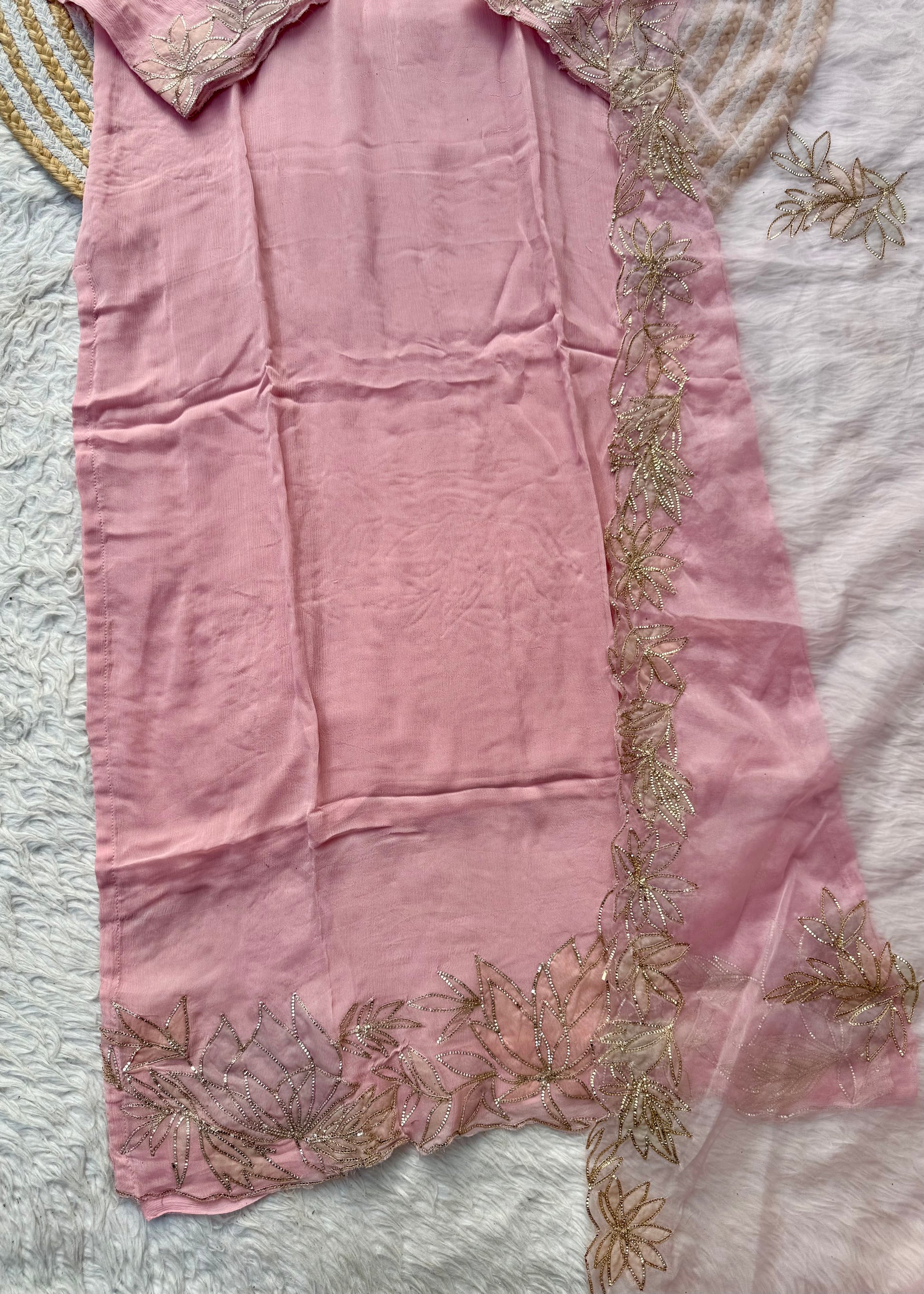 “MOREN” Premium Mul Chanderi Daman work kurta set