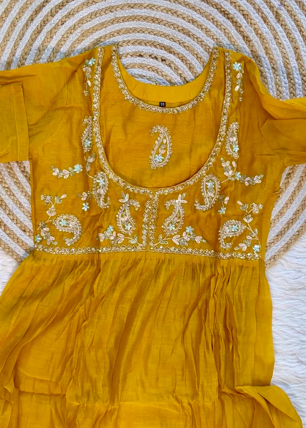 “MAITHALI” Beautiful side cut Mul Chanderi dress