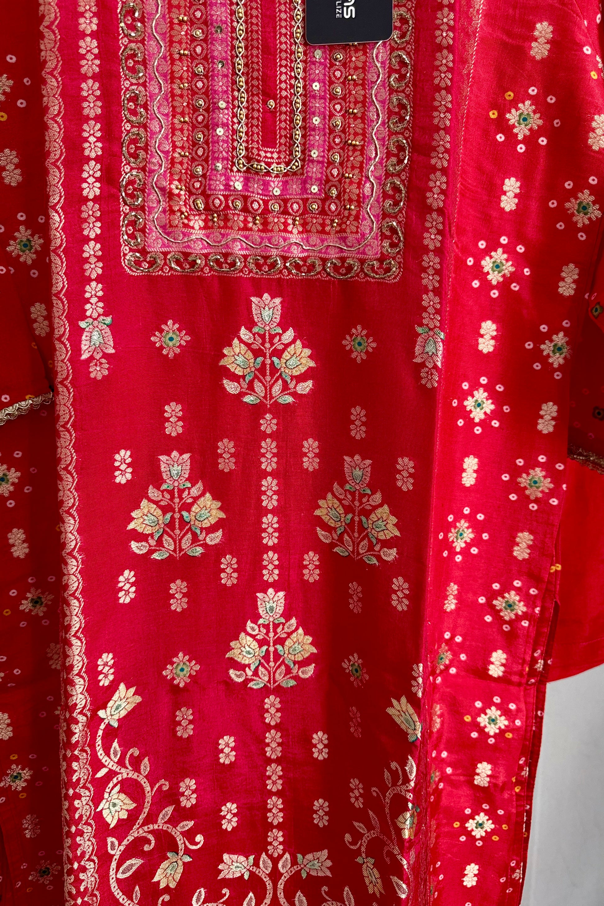 “Mustarab” Beautiful jacquard silk kurti pant with dupatta set 🛍️