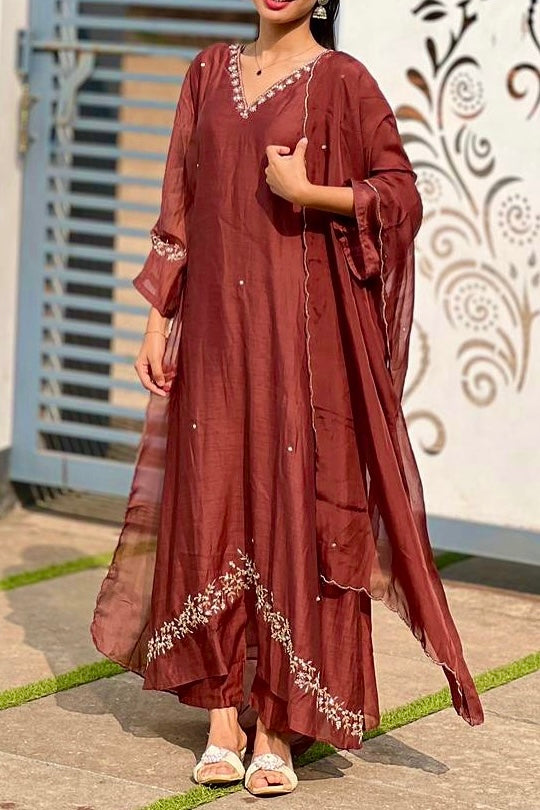 ✨”Parwaz – Premium Mul Chanderi A-Line Kurta Set