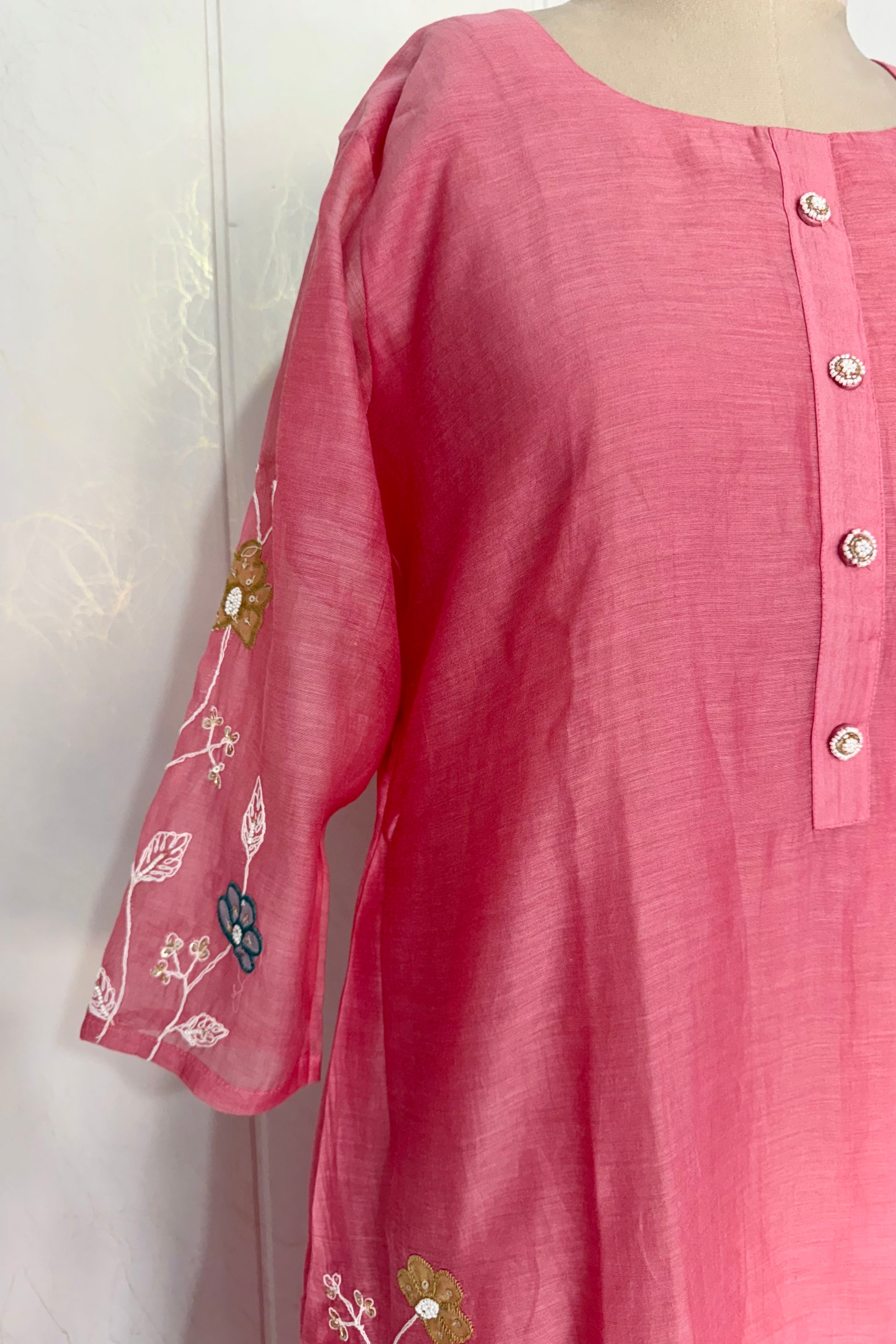 “Thread” Premium Bloom Pink Mul Chanderi A Line kurta set