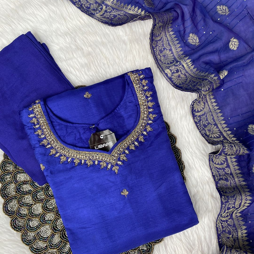 “Isha” Blue shade premium range dola silk set 🛍️