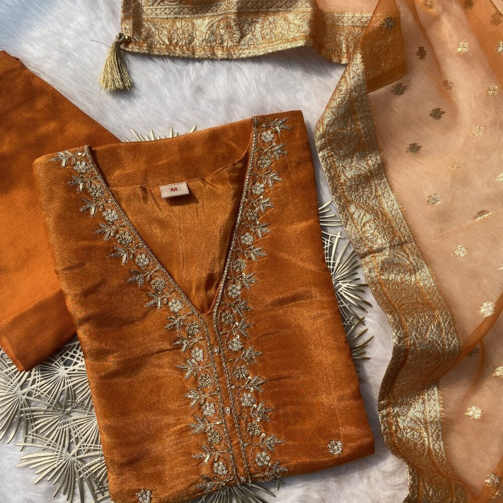 “Afreen” Tissue silk straight kurti with straight pants and dupatta 🌙