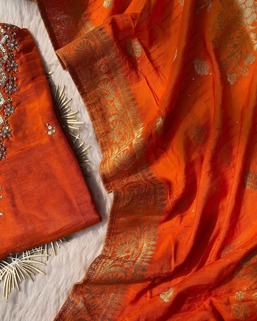 “Dilkash” A very beautiful orange v neck handwork set🛍️