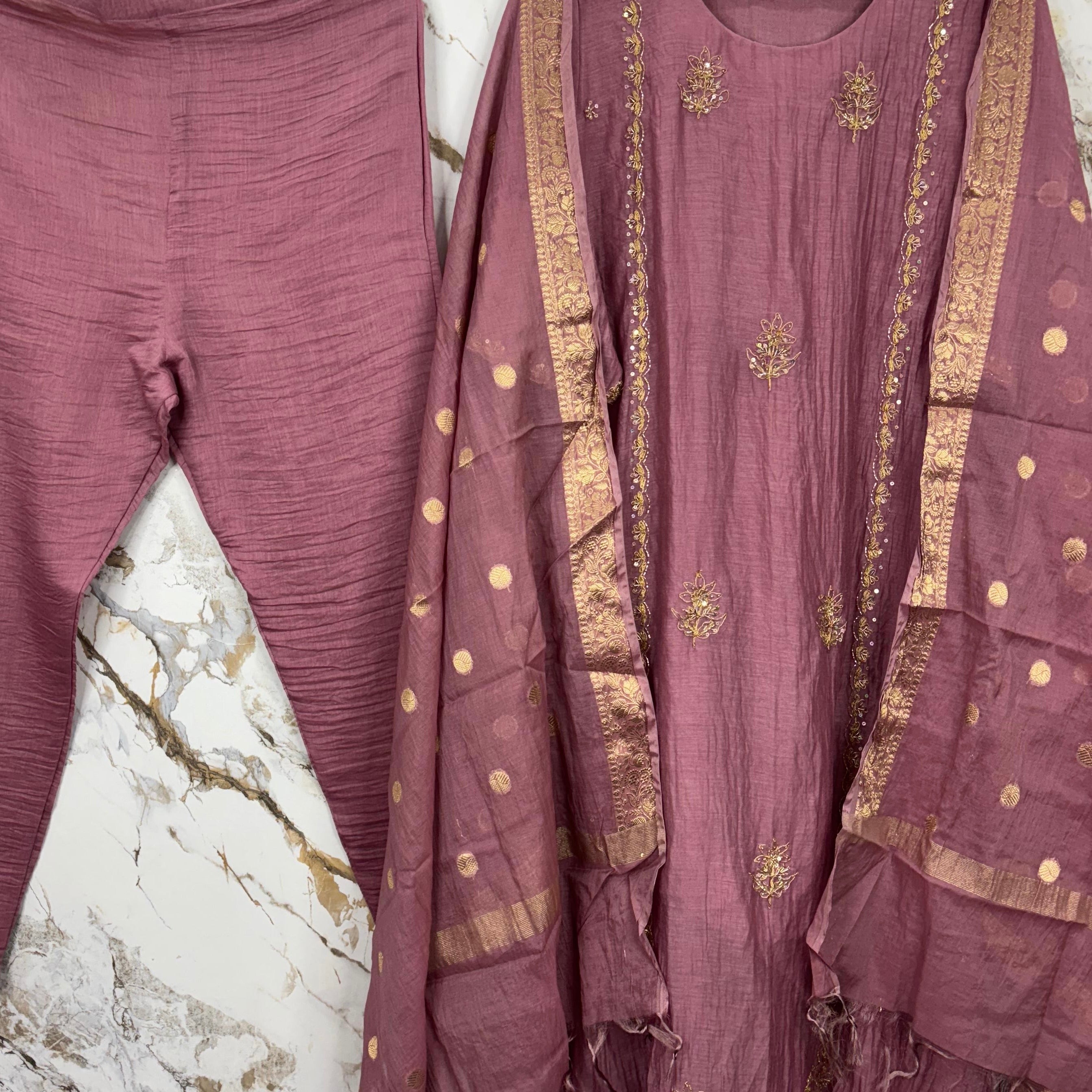 “Ujjwal” Trending Mul Chanderi A Line Suit 🛍️