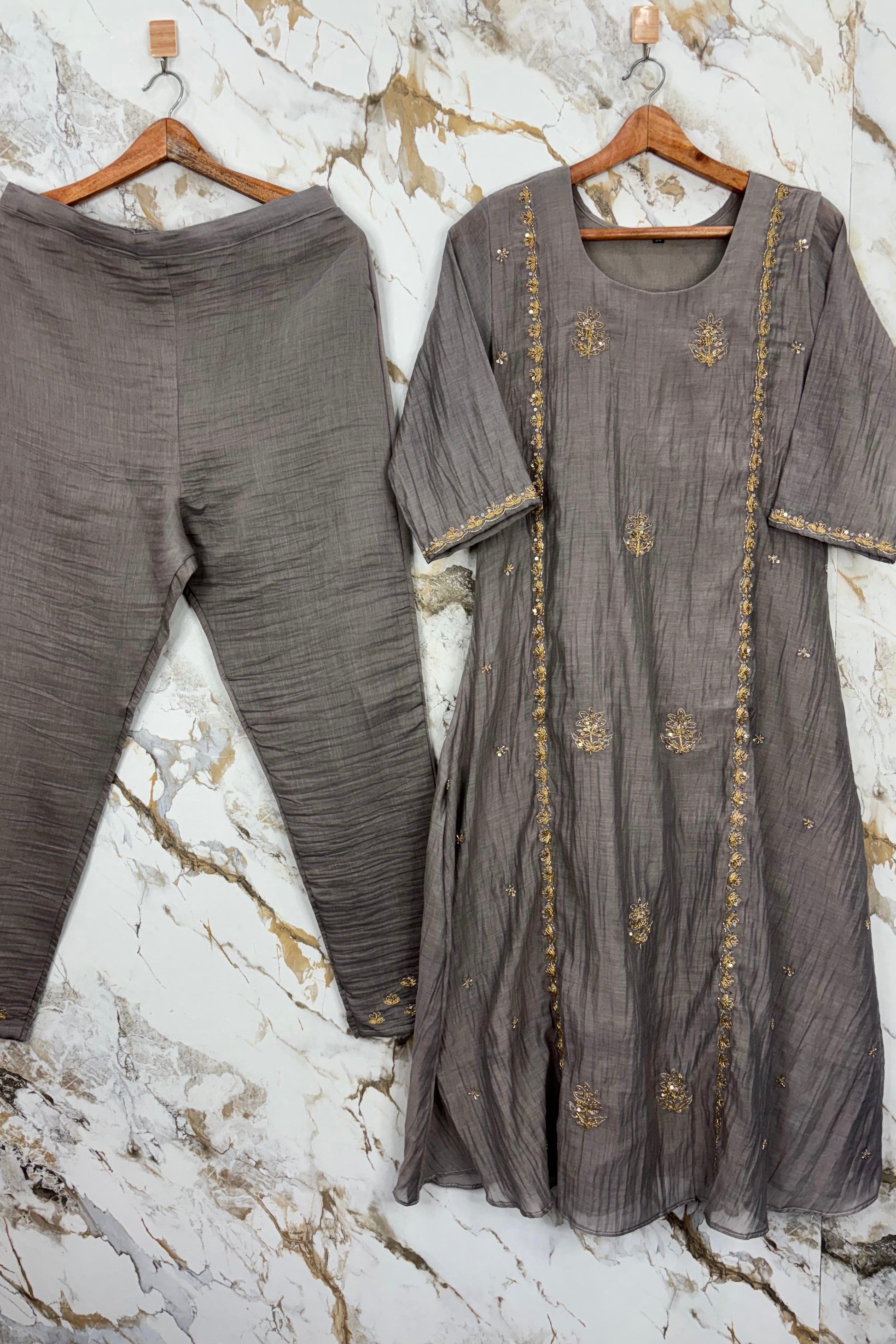 “Ujjwal” Trending Mul Chanderi A Line Suit 🛍️