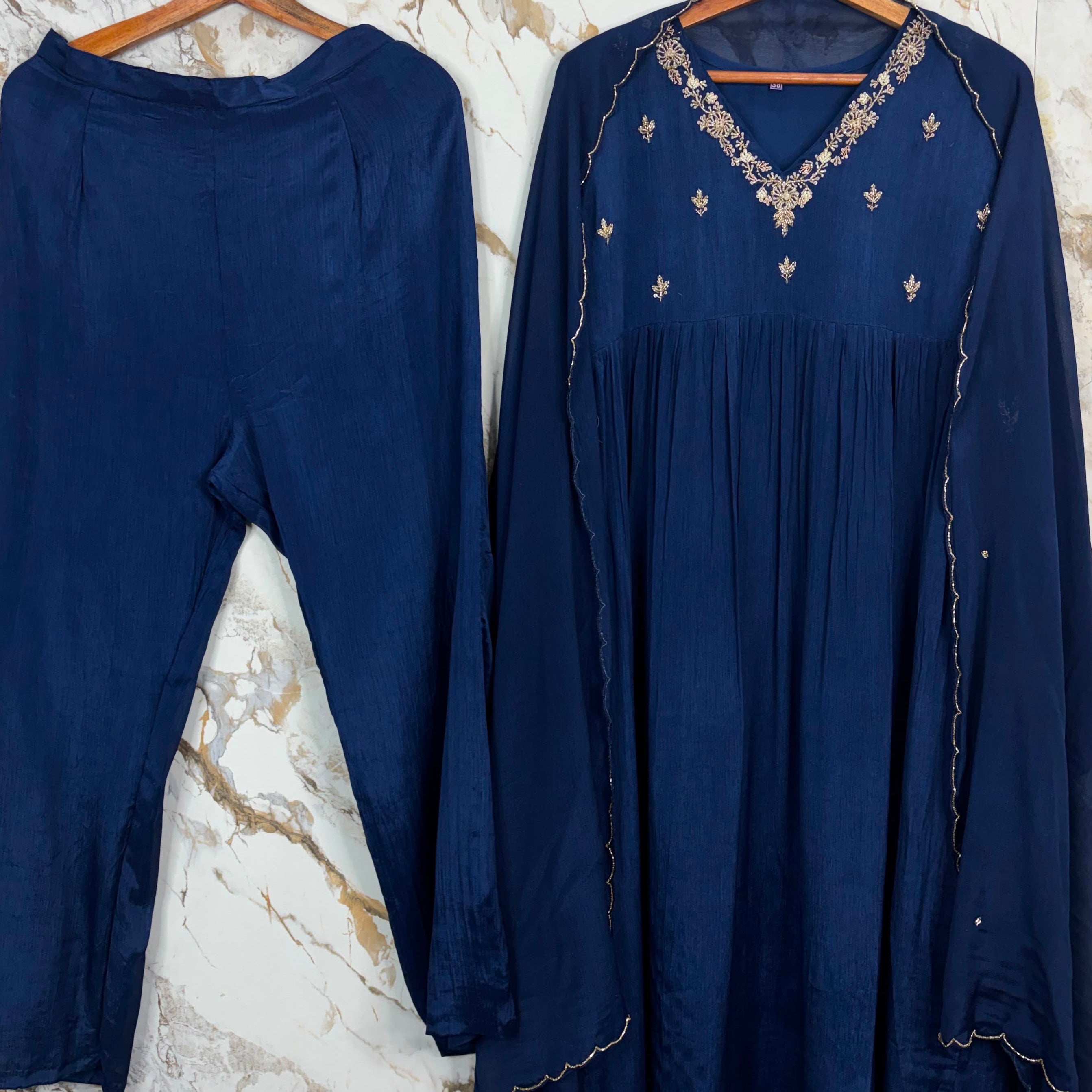 “Az026” Premium Party Wear Chinnon Anarkali Suit set 🛍️