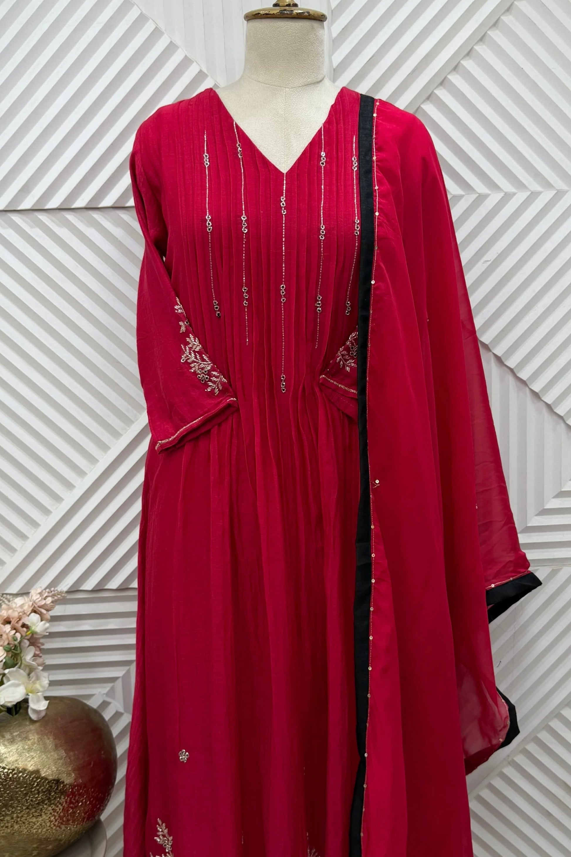 Zariya - Premium Mul Chanderi A Line Pleated Kurta Set ✨
