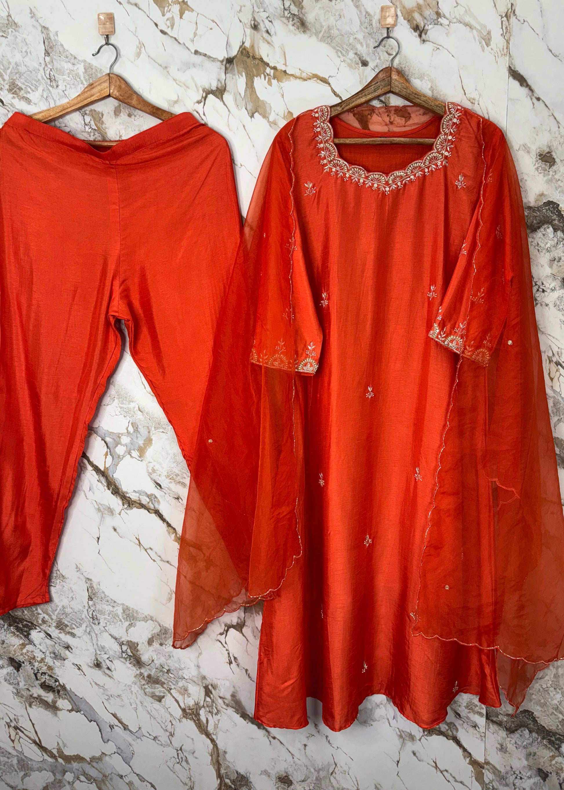 ✨ “Luxe – Premium Dola Silk Kurta Bottom Dupatta Set