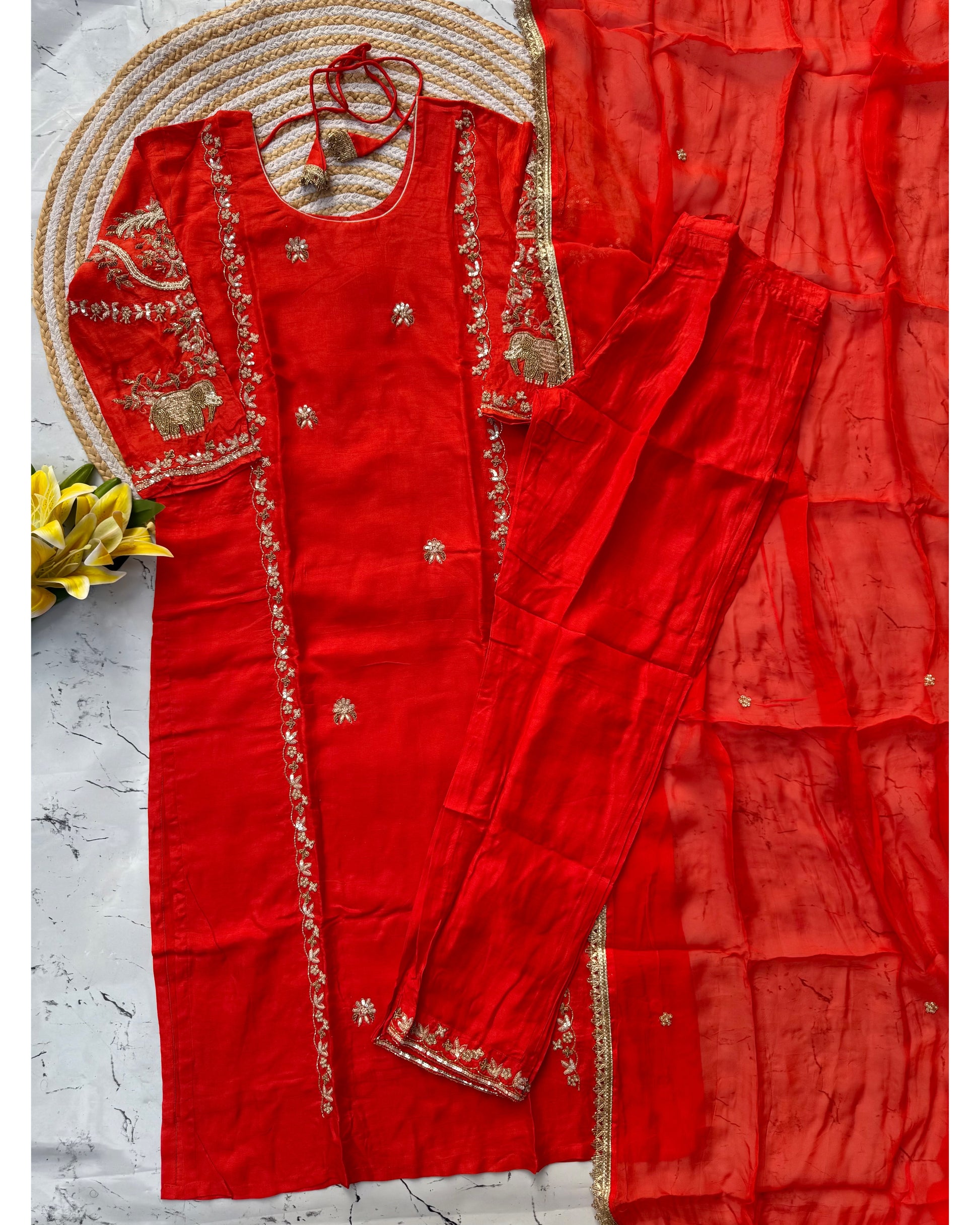 "Nimrit" heavy handwork wedding special suit set 🛍️