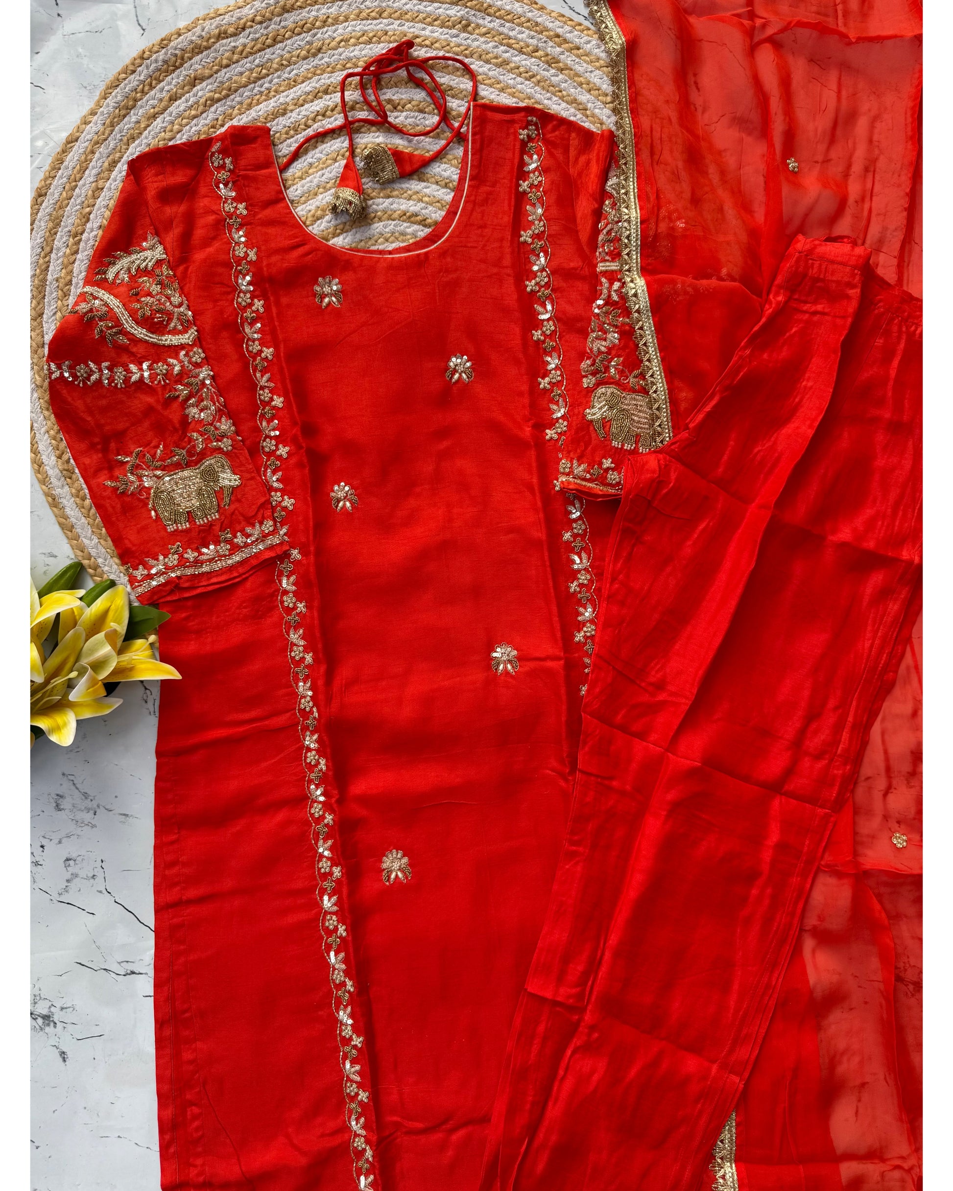 "Nimrit" heavy handwork wedding special suit set 🛍️