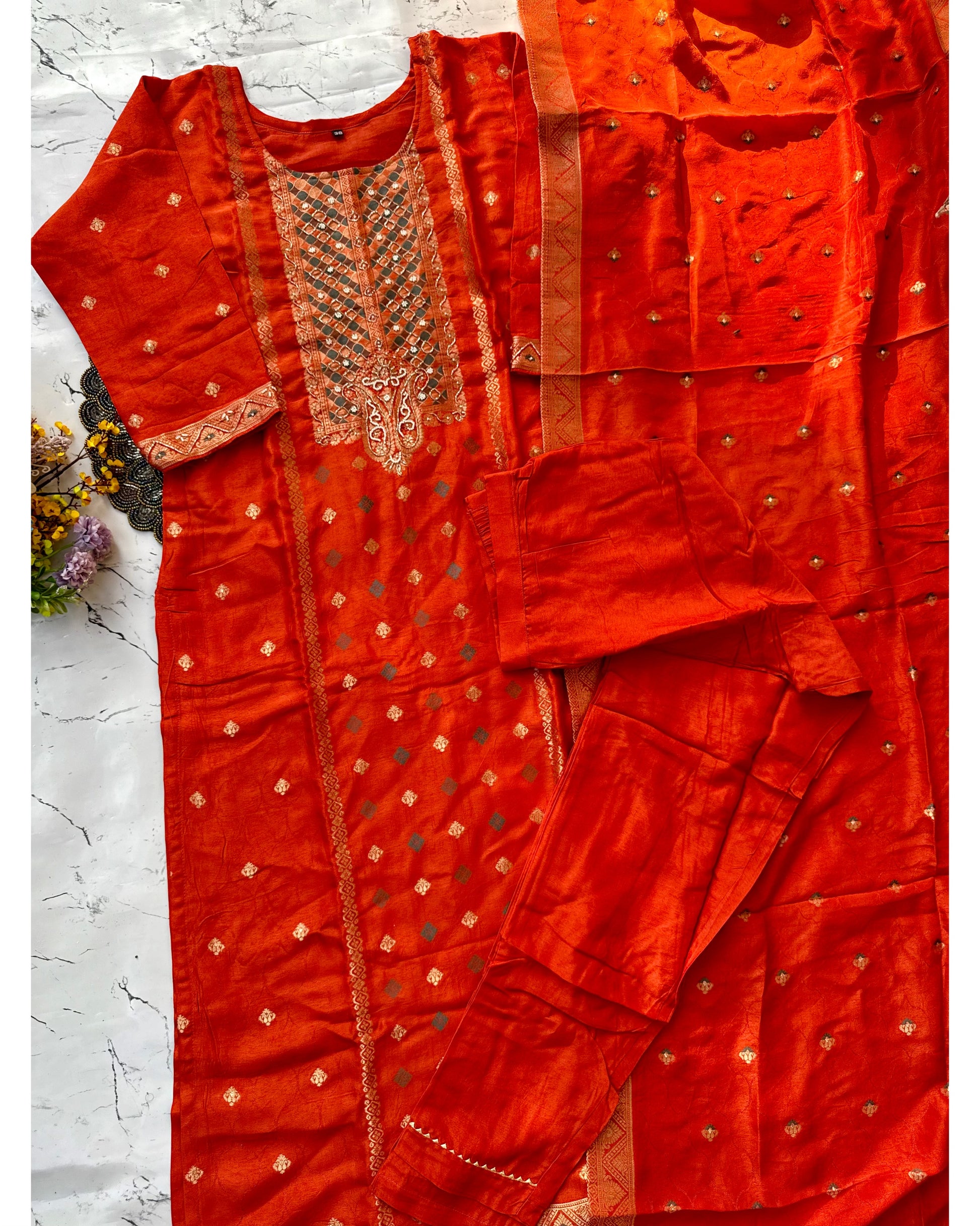 “Mona” Beautiful russian jacquard silk kurti pant with dupatta set 🛍️♥️